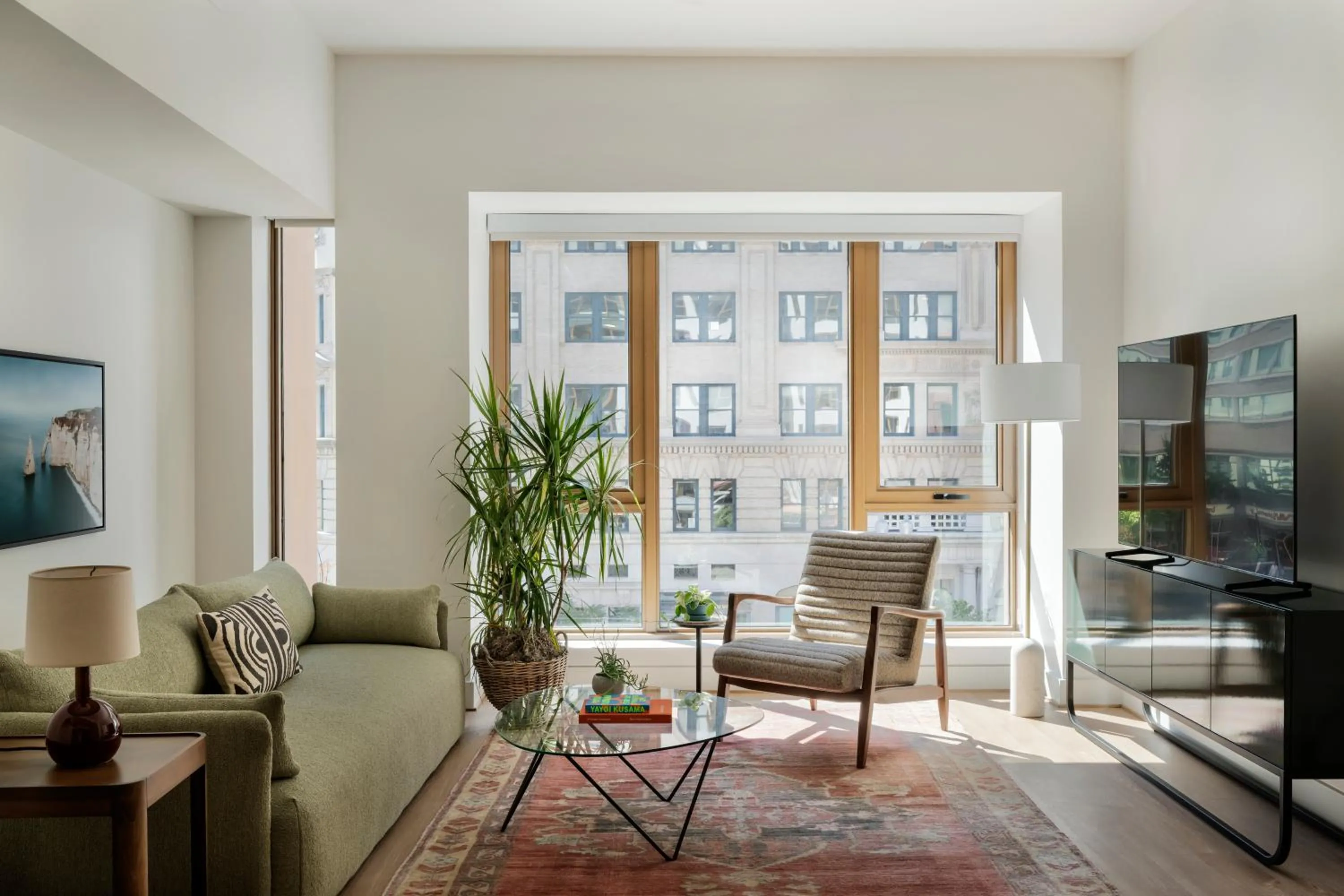 Deluxe Apartment in ROOST White House
