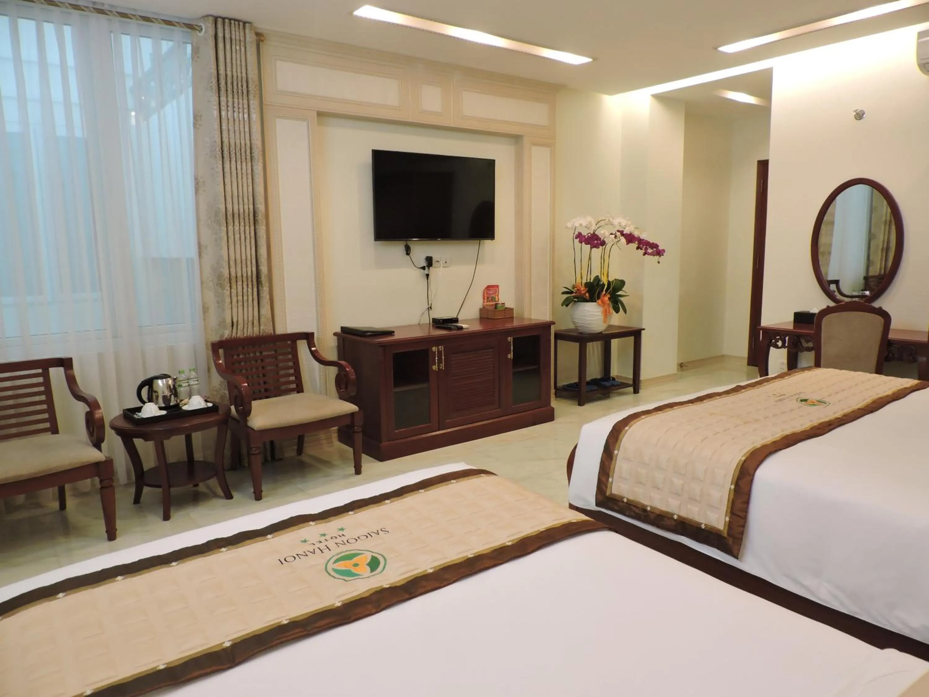 Photo of the whole room, Bed in Minh Tam Phu Nhuan Hotel & Spa