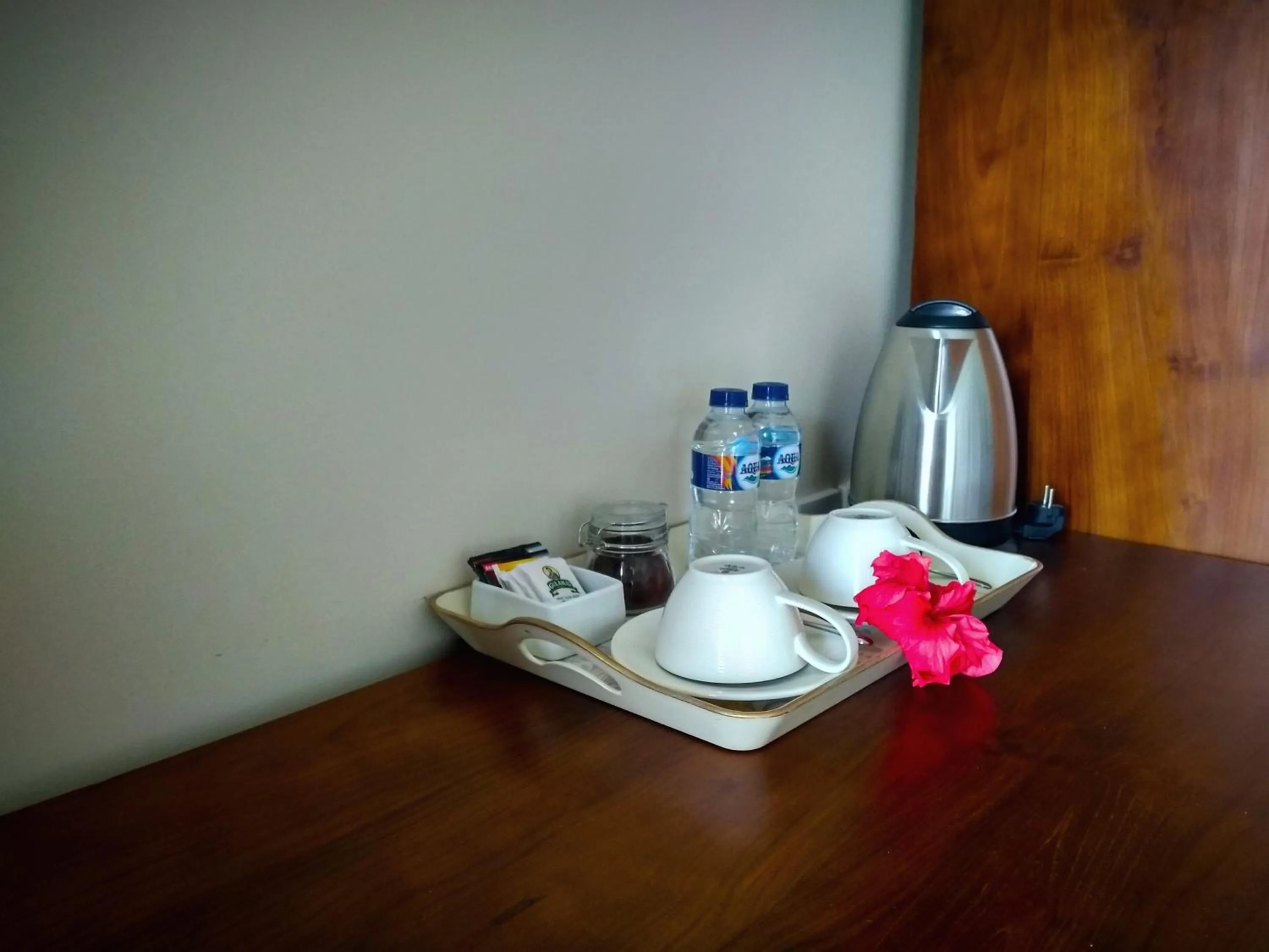 Coffee/tea facilities in Kartika Bungalows