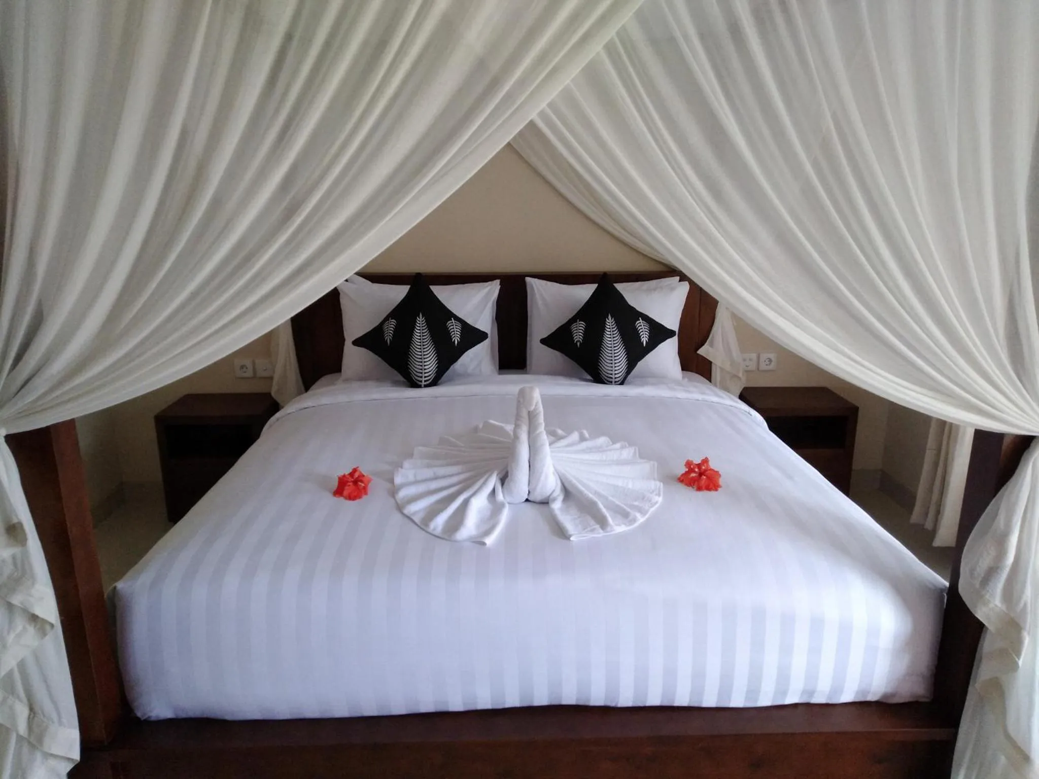 Bed in Kartika Bungalows