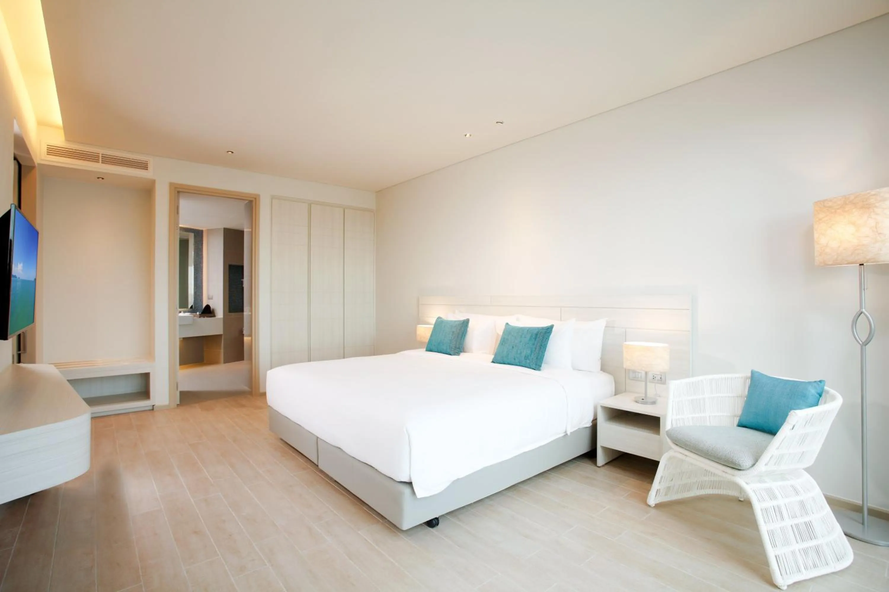 Photo of the whole room, Bed in Centara Life Maris Resort Jomtien