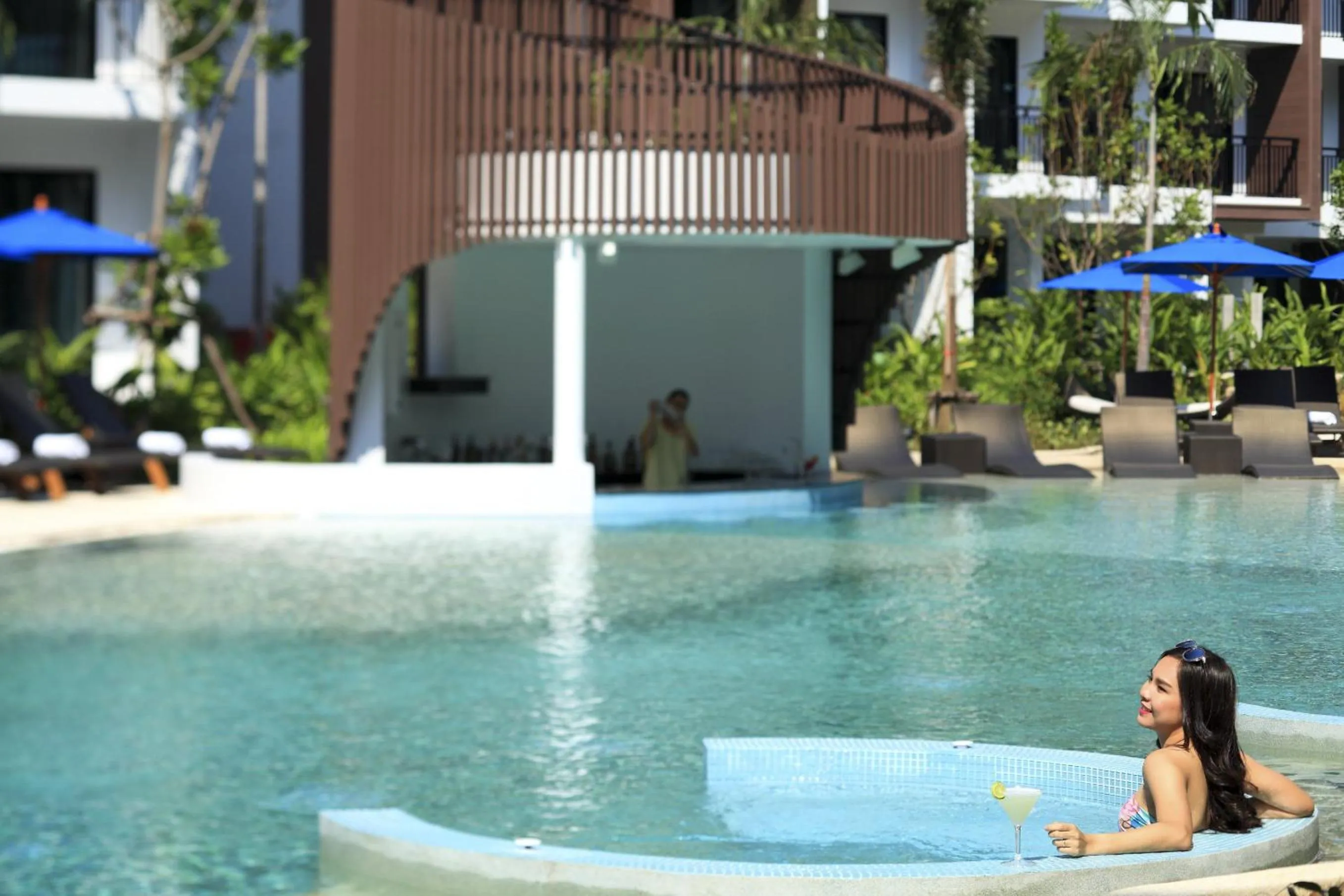 Swimming pool in Centara Life Maris Resort Jomtien