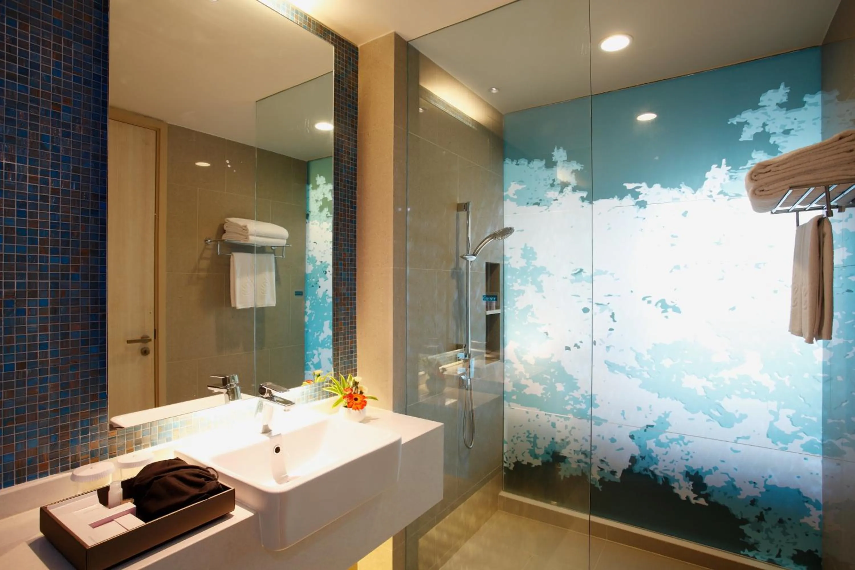 Bathroom in Centara Life Maris Resort Jomtien