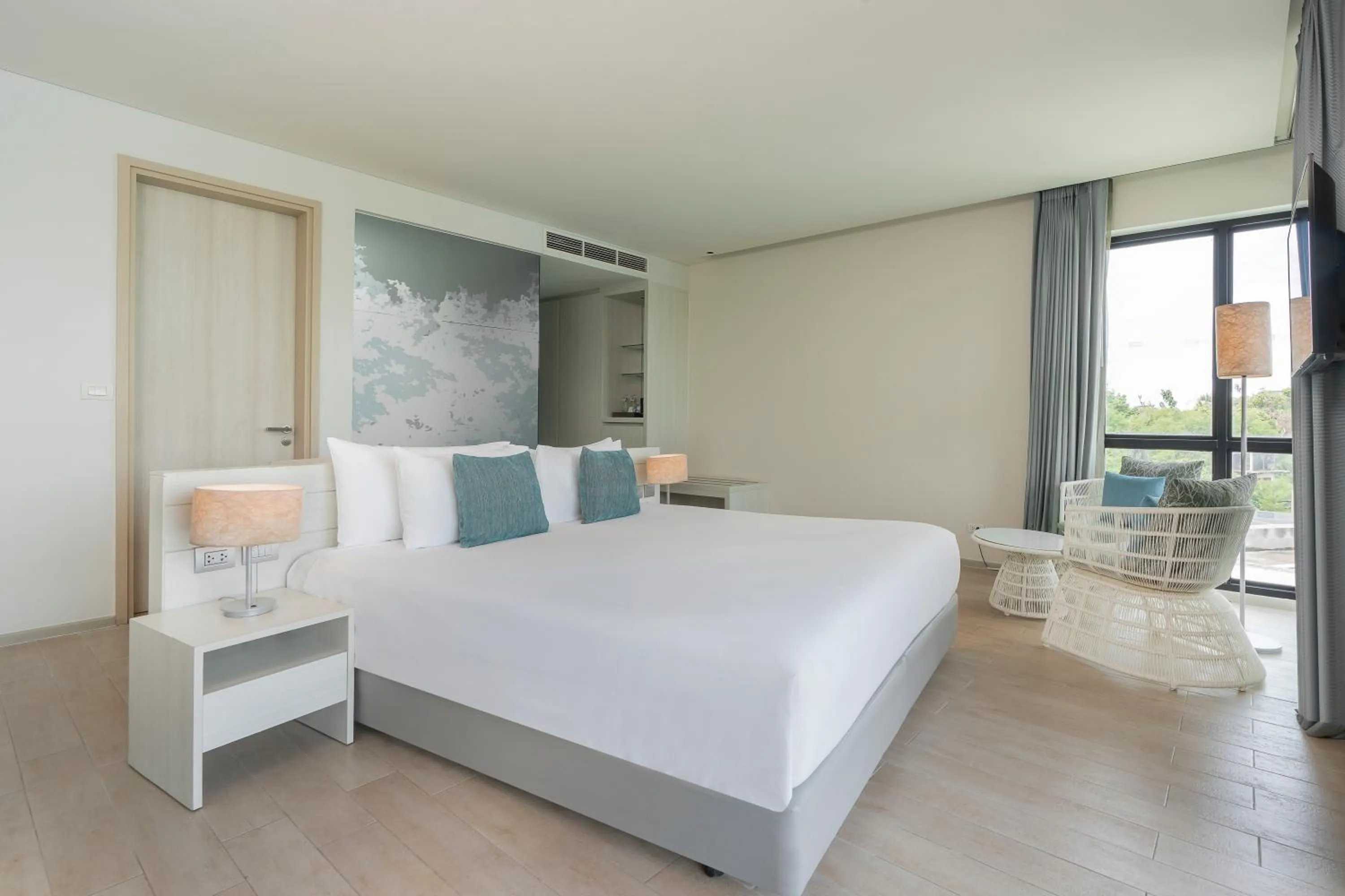 Bed in Centara Life Maris Resort Jomtien