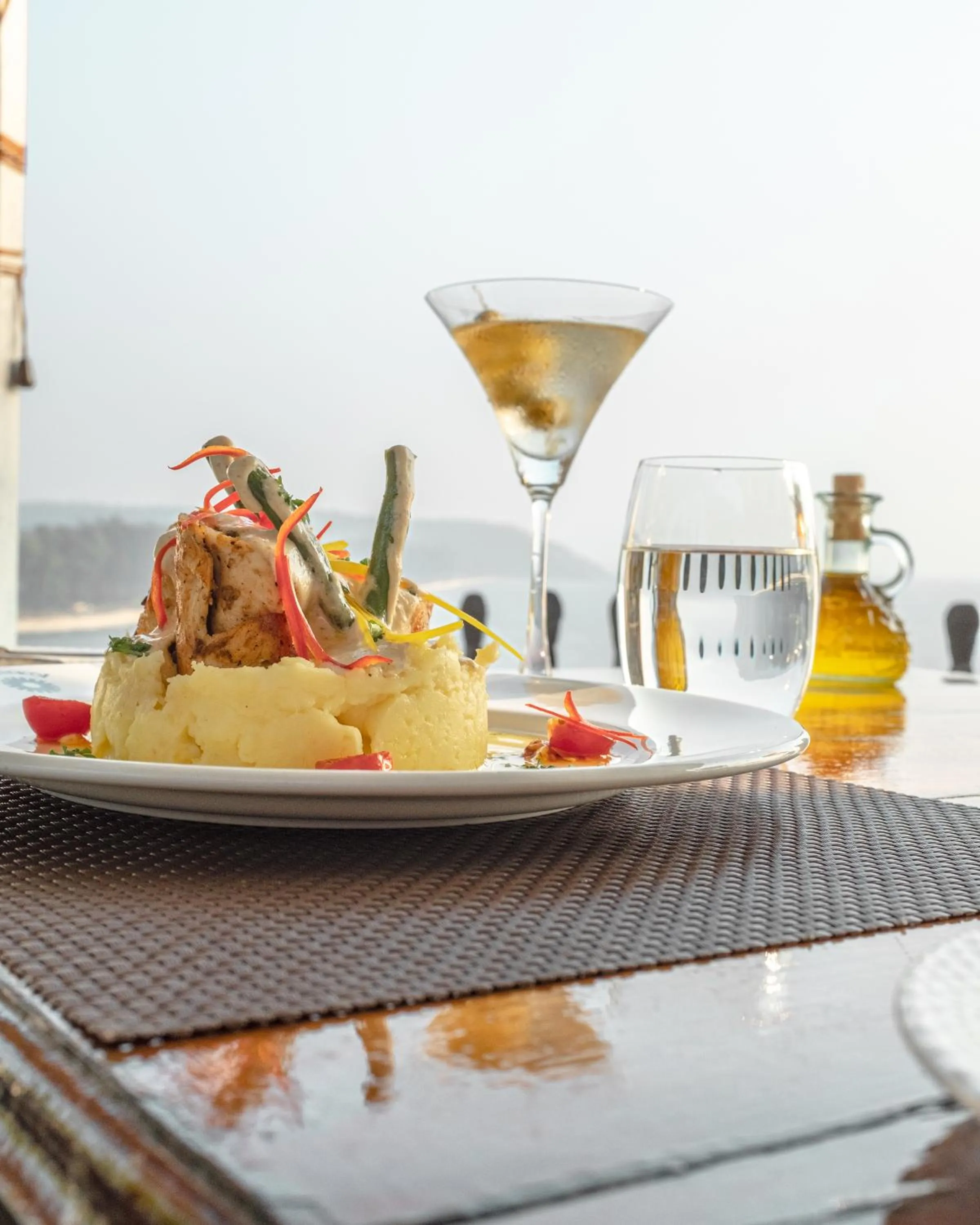 Food and drinks in Fort Tiracol Goa