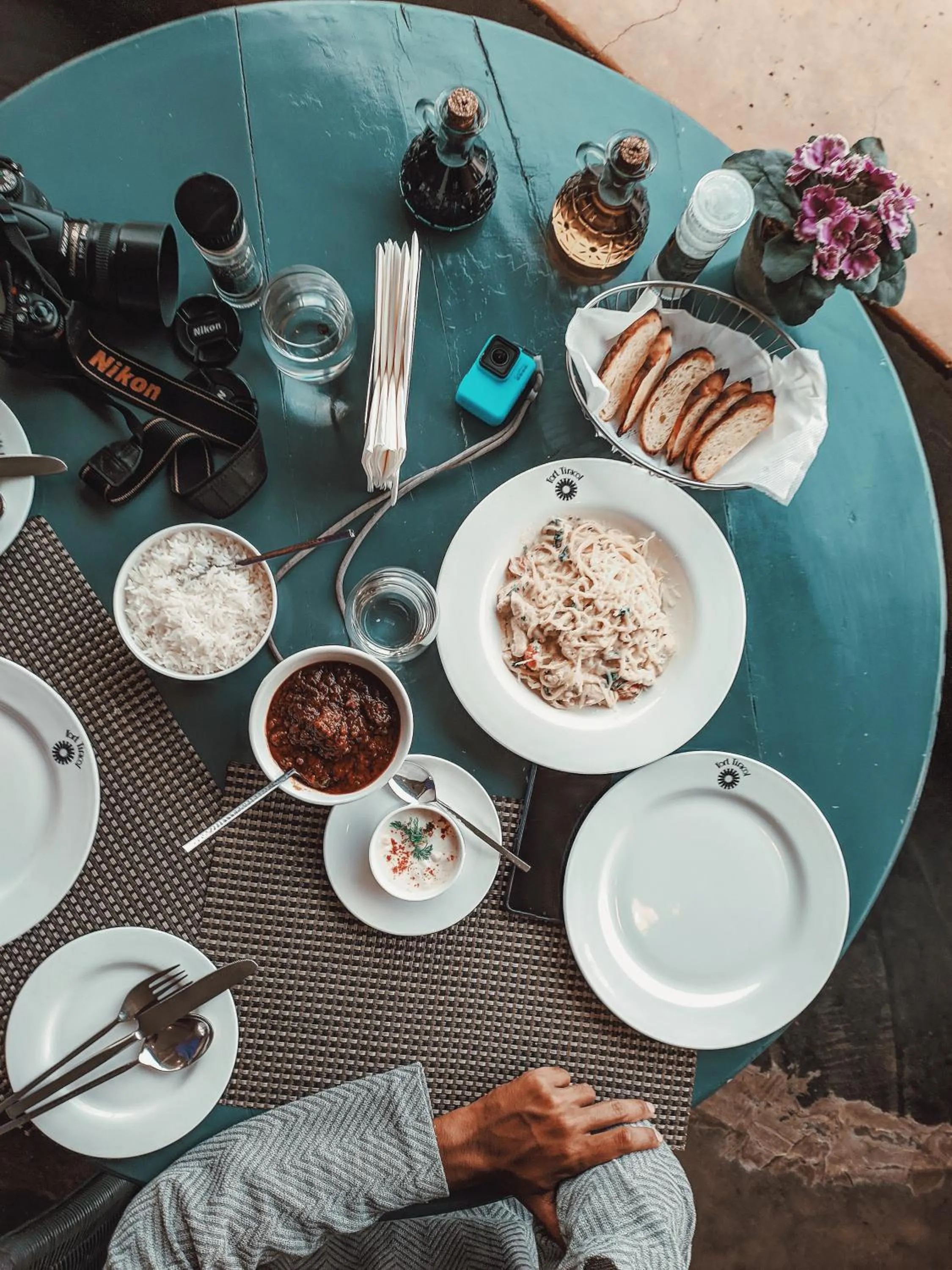 Food and drinks in Fort Tiracol Goa