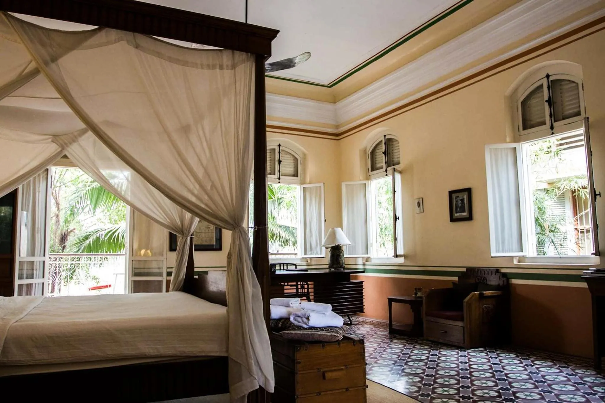 Photo of the whole room, Bed in La Villa