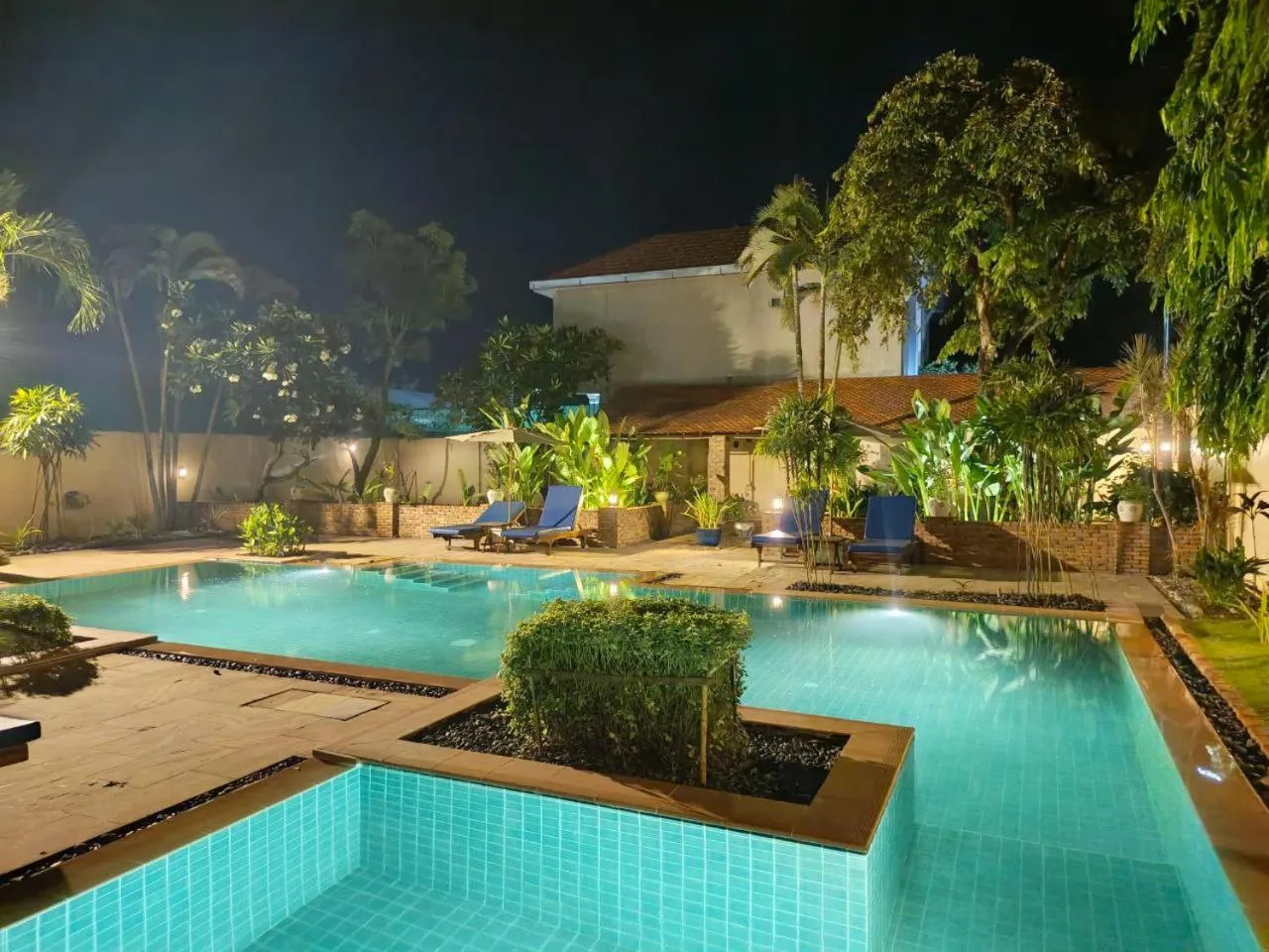 Swimming pool in La Villa