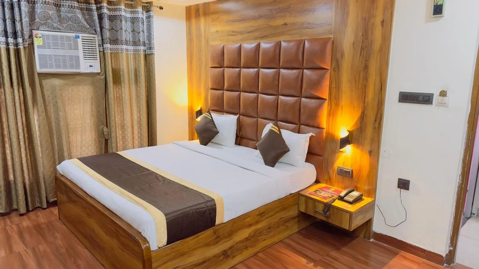 Photo of the whole room, Bed in Hotel SP International