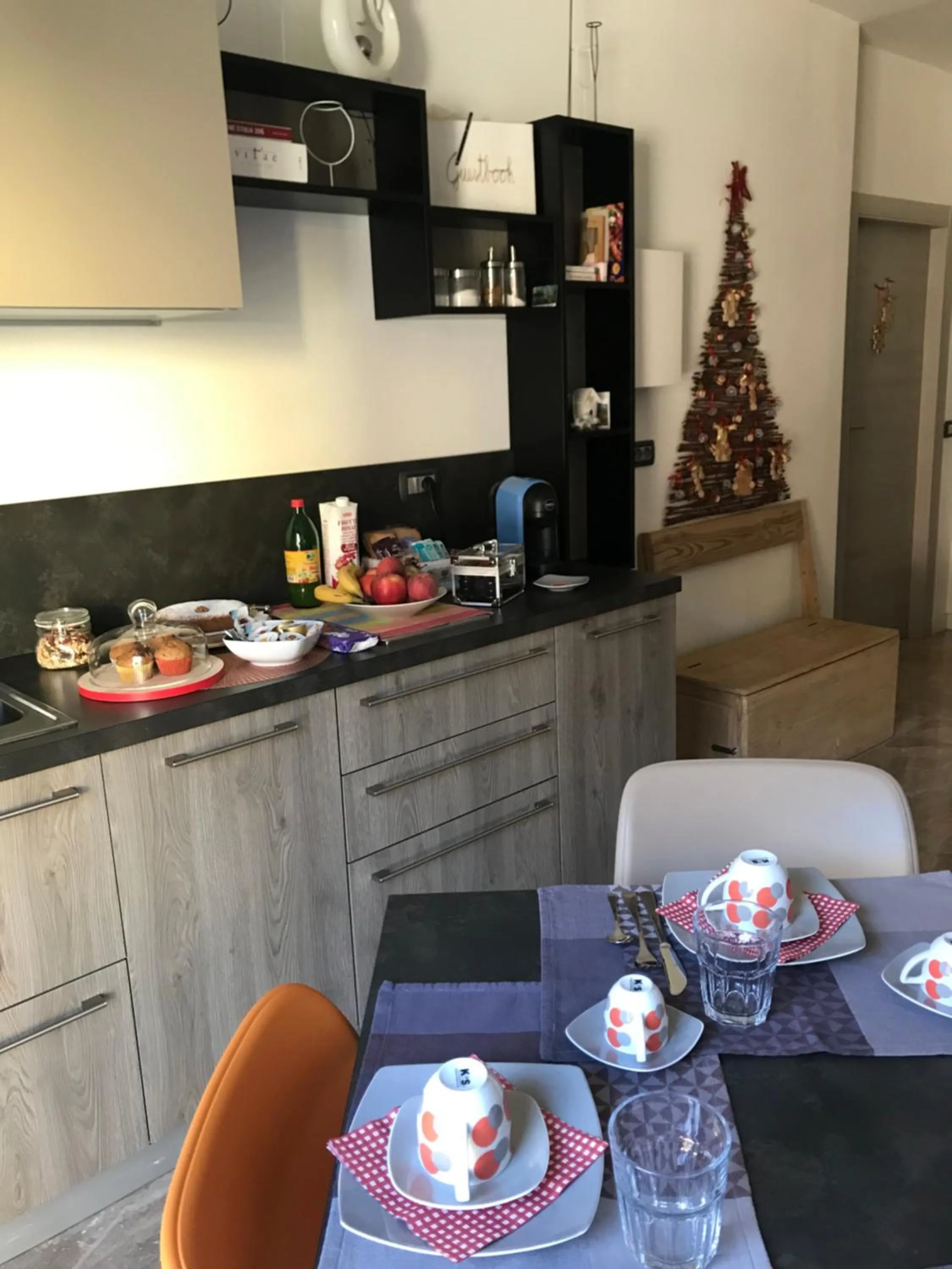 Breakfast in Nenez B&B