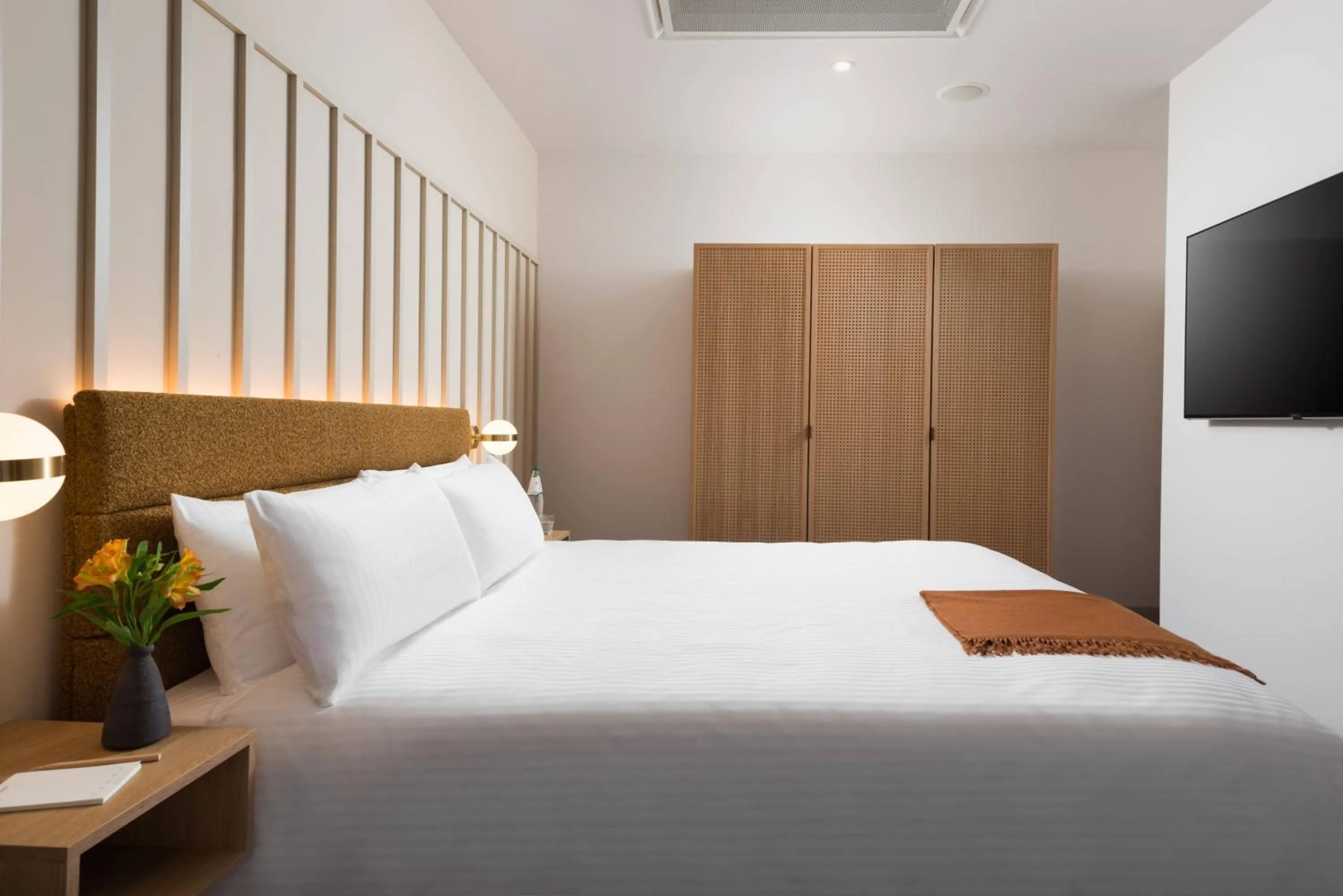 Bed in master Wola Warsaw