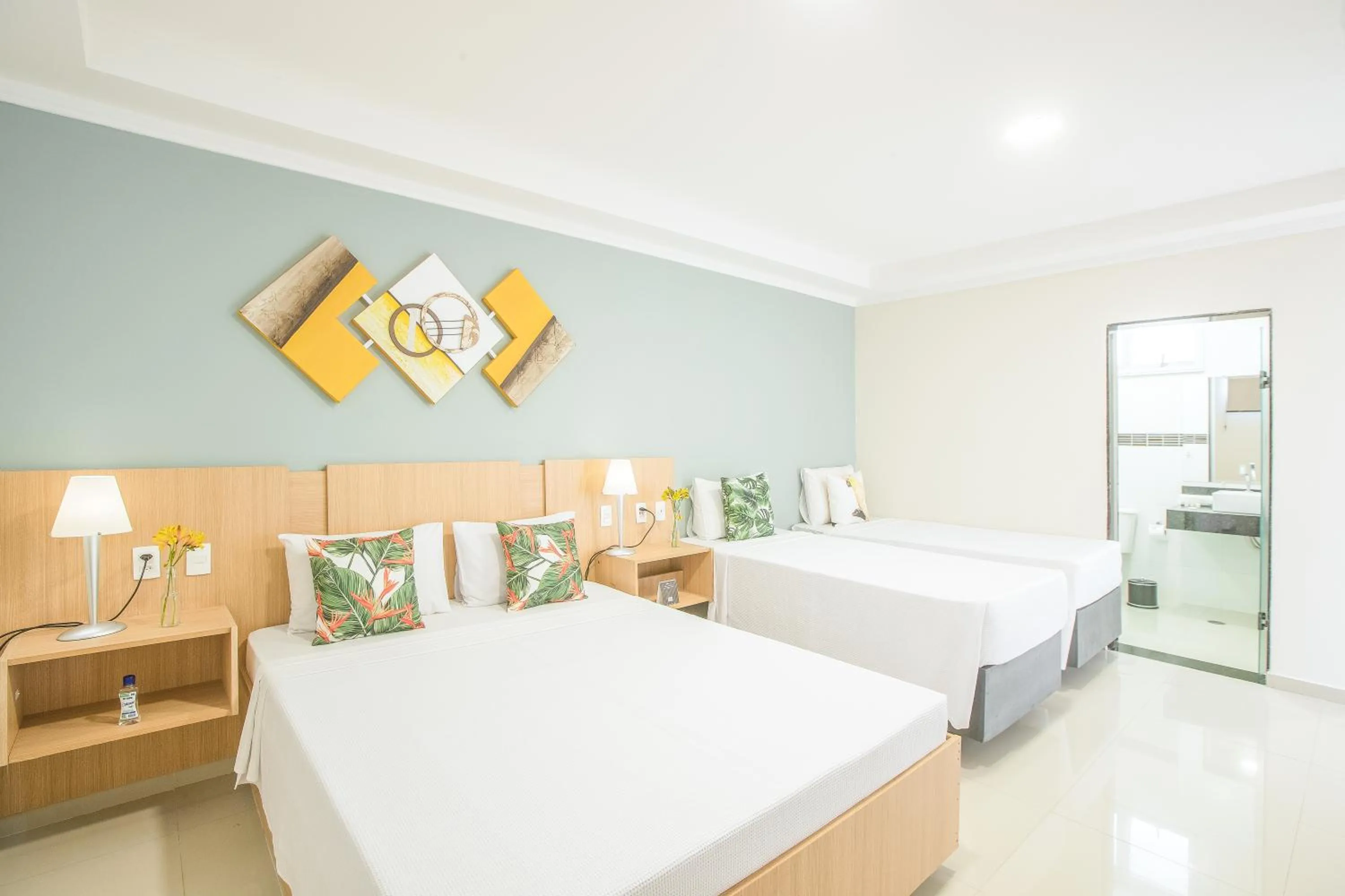 Bed in Sumaré Park Hotel