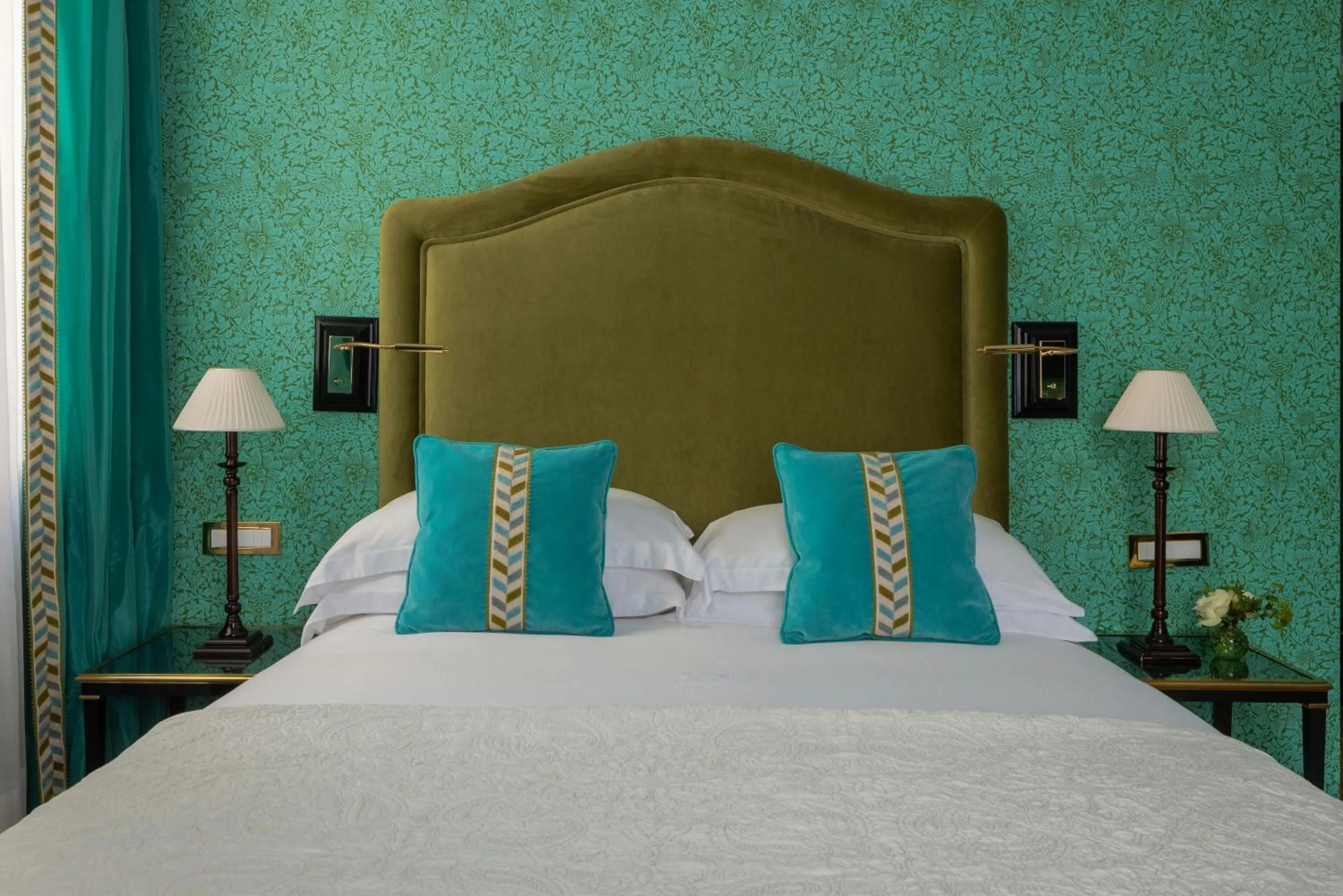 Photo of the whole room, Bed in Hotel d’Inghilterra Roma – Starhotels Collezione