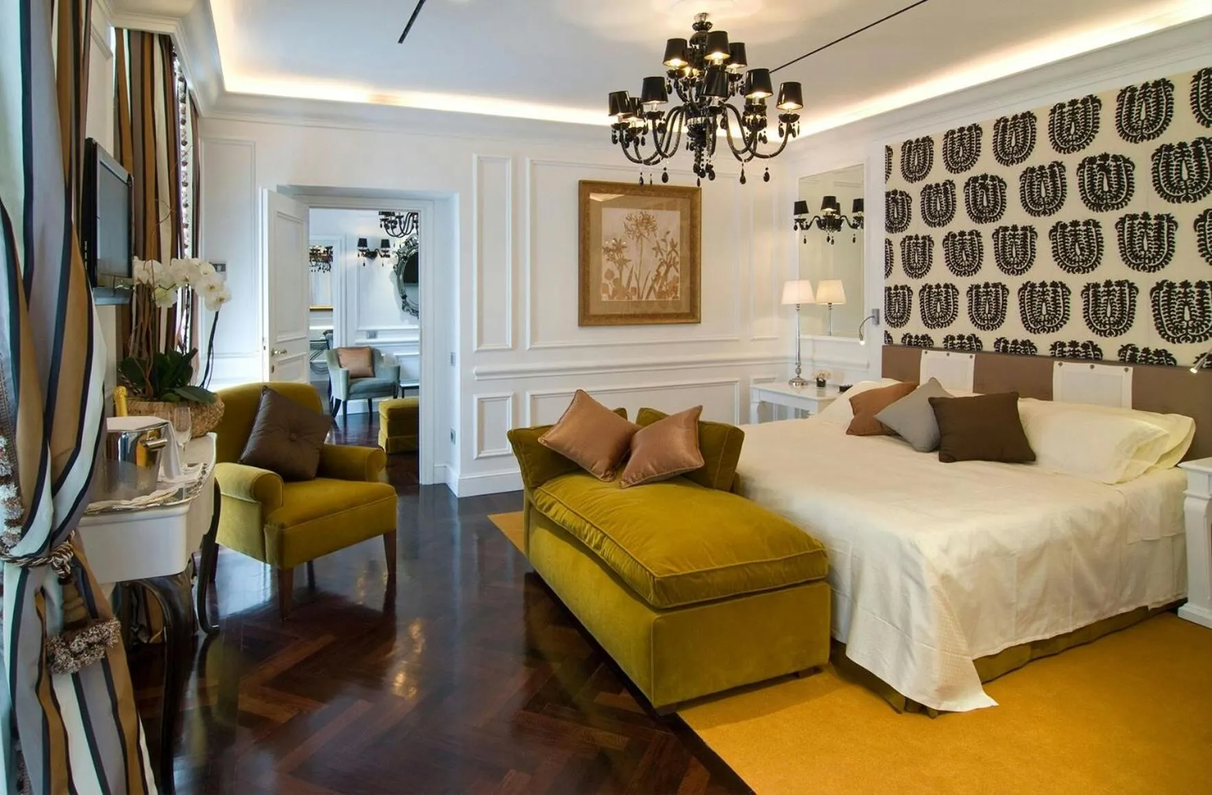 Photo of the whole room, Bed in Hotel d’Inghilterra Roma – Starhotels Collezione