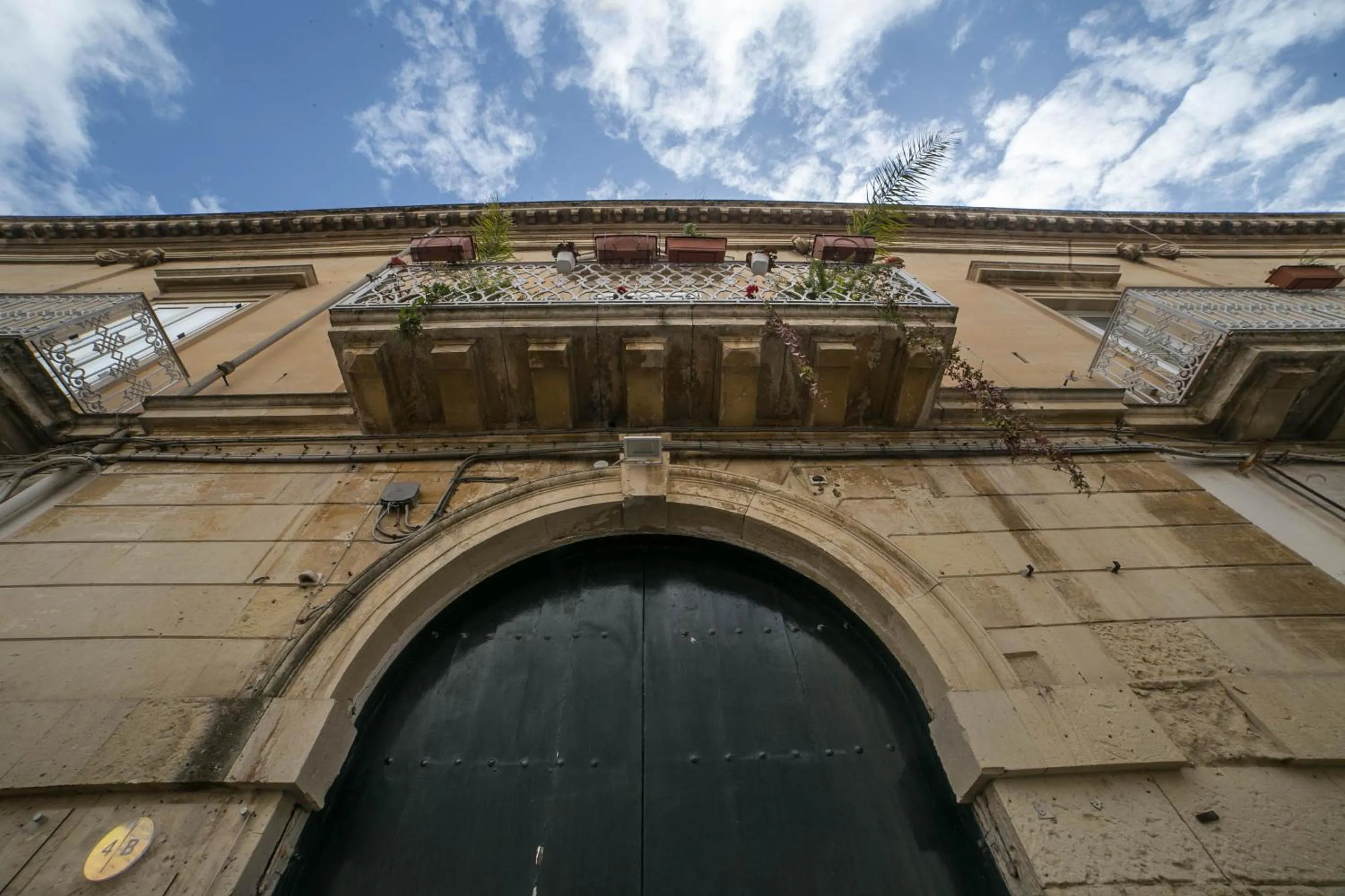 Property building in 4 Balconi rooms-Boutique B&B