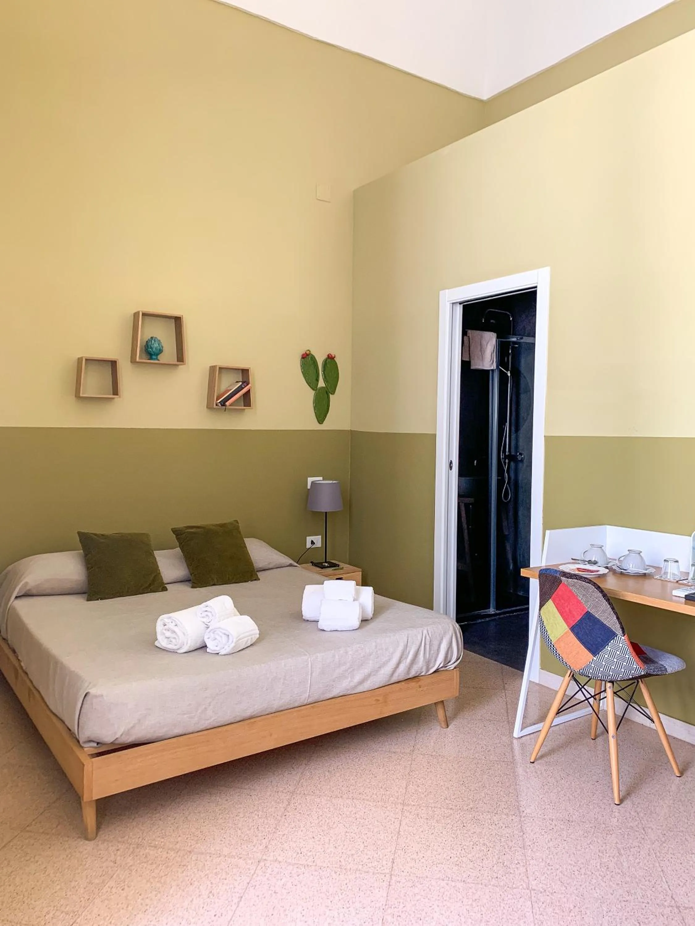 Photo of the whole room, Bed in 4 Balconi rooms-Boutique B&B