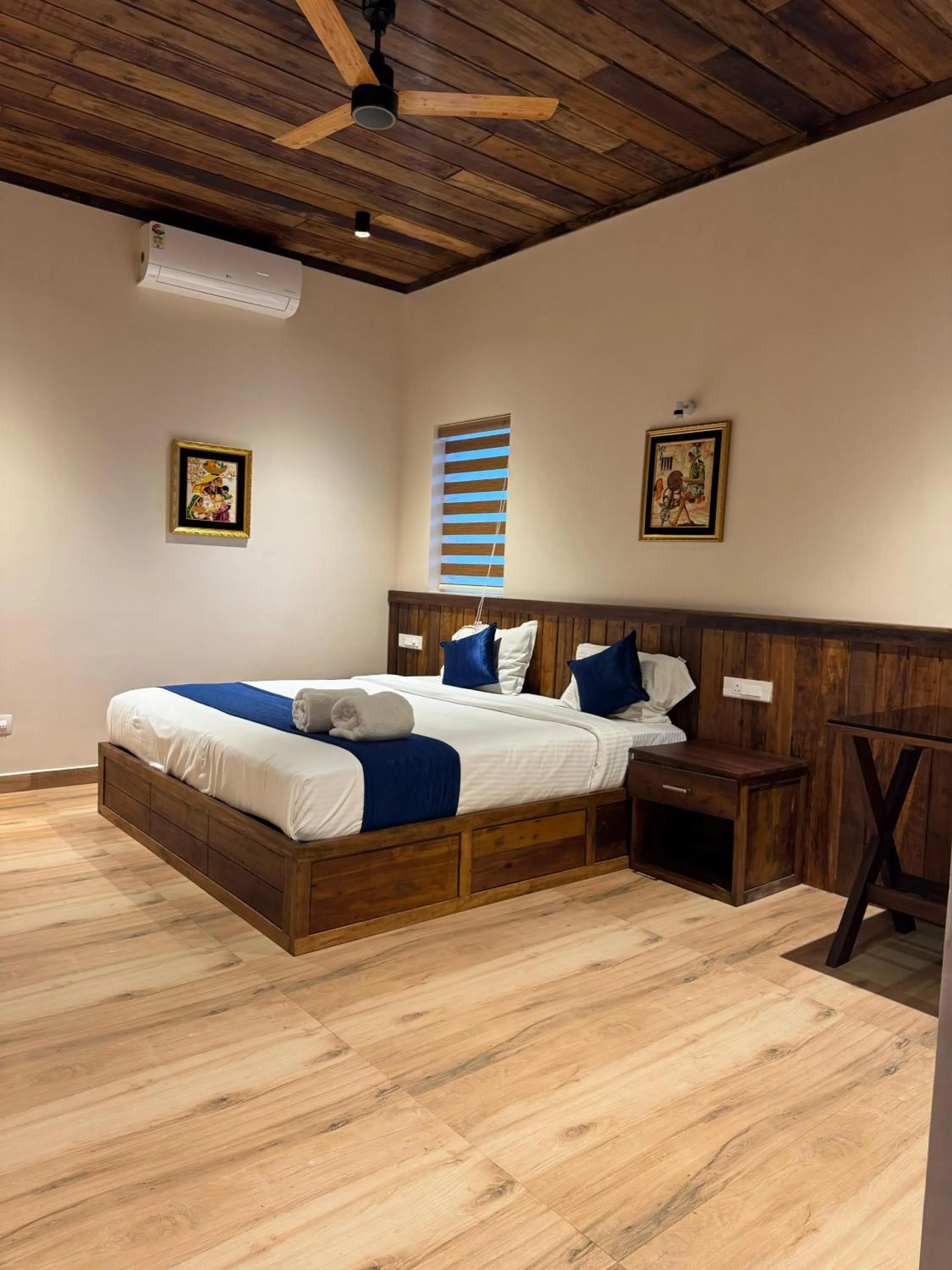 Bed in Munnar Blue Mist