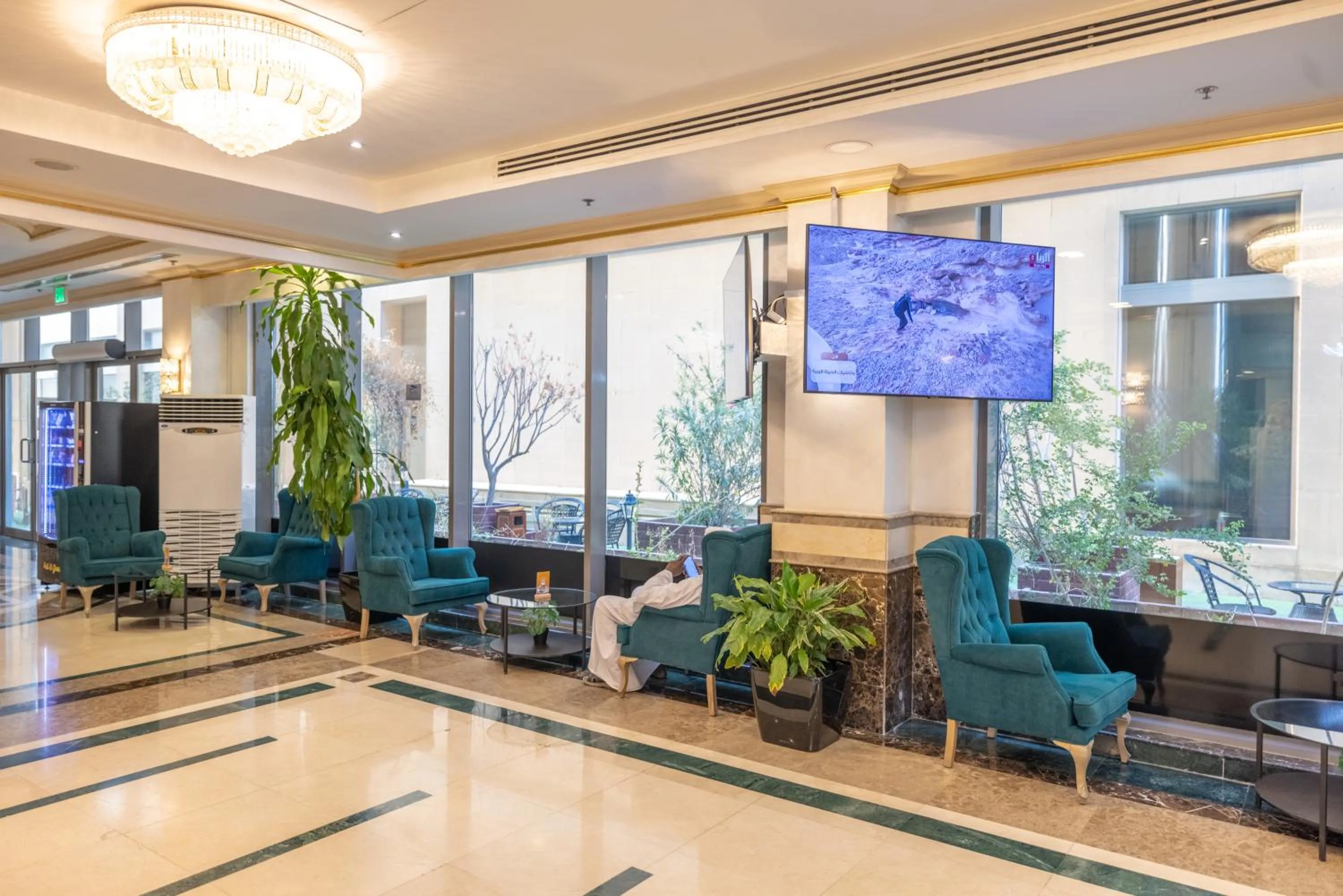 Facade/entrance in Sapphire Plaza Hotel