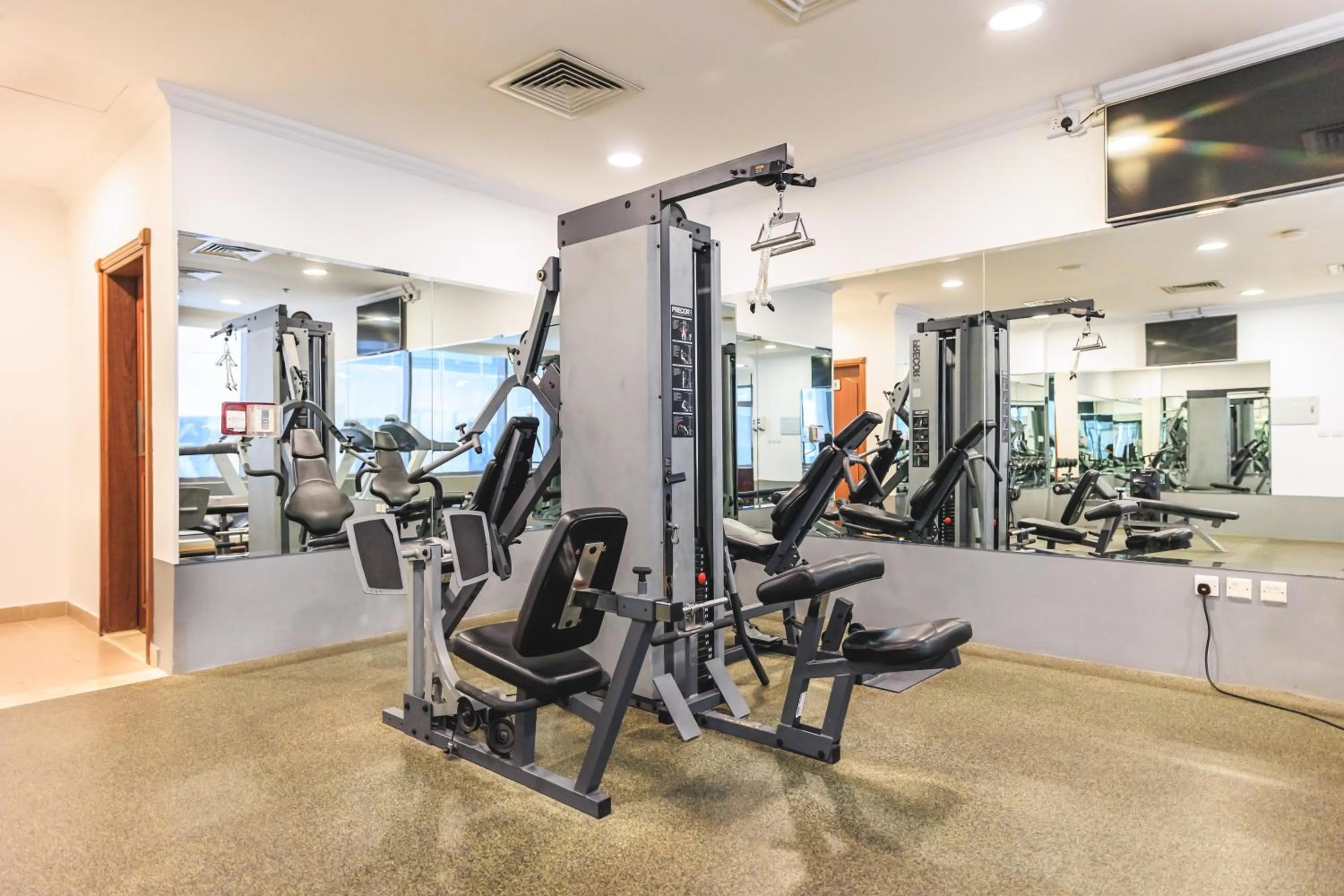 Fitness centre/facilities in Sapphire Plaza Hotel