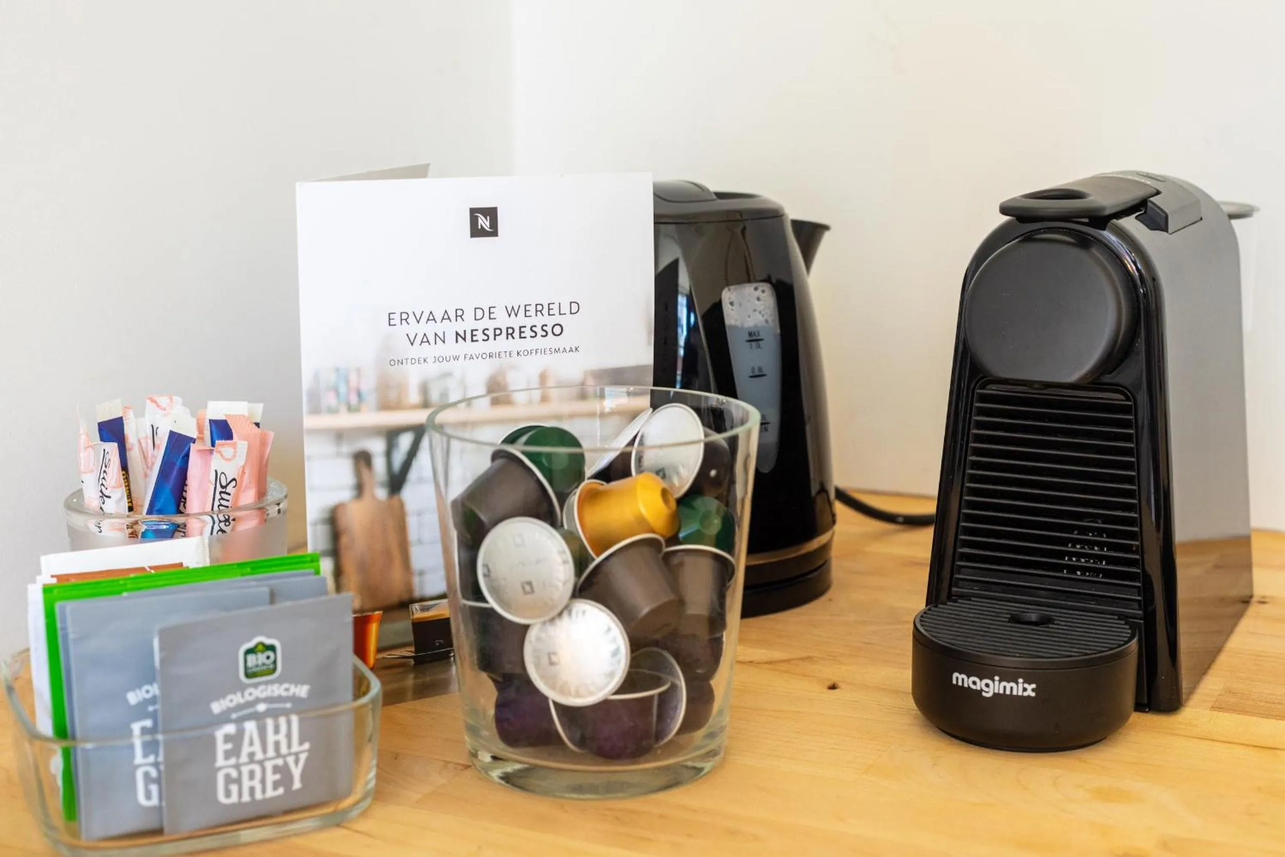 Communal lounge/ TV room in Sleep&Stay Floris IV