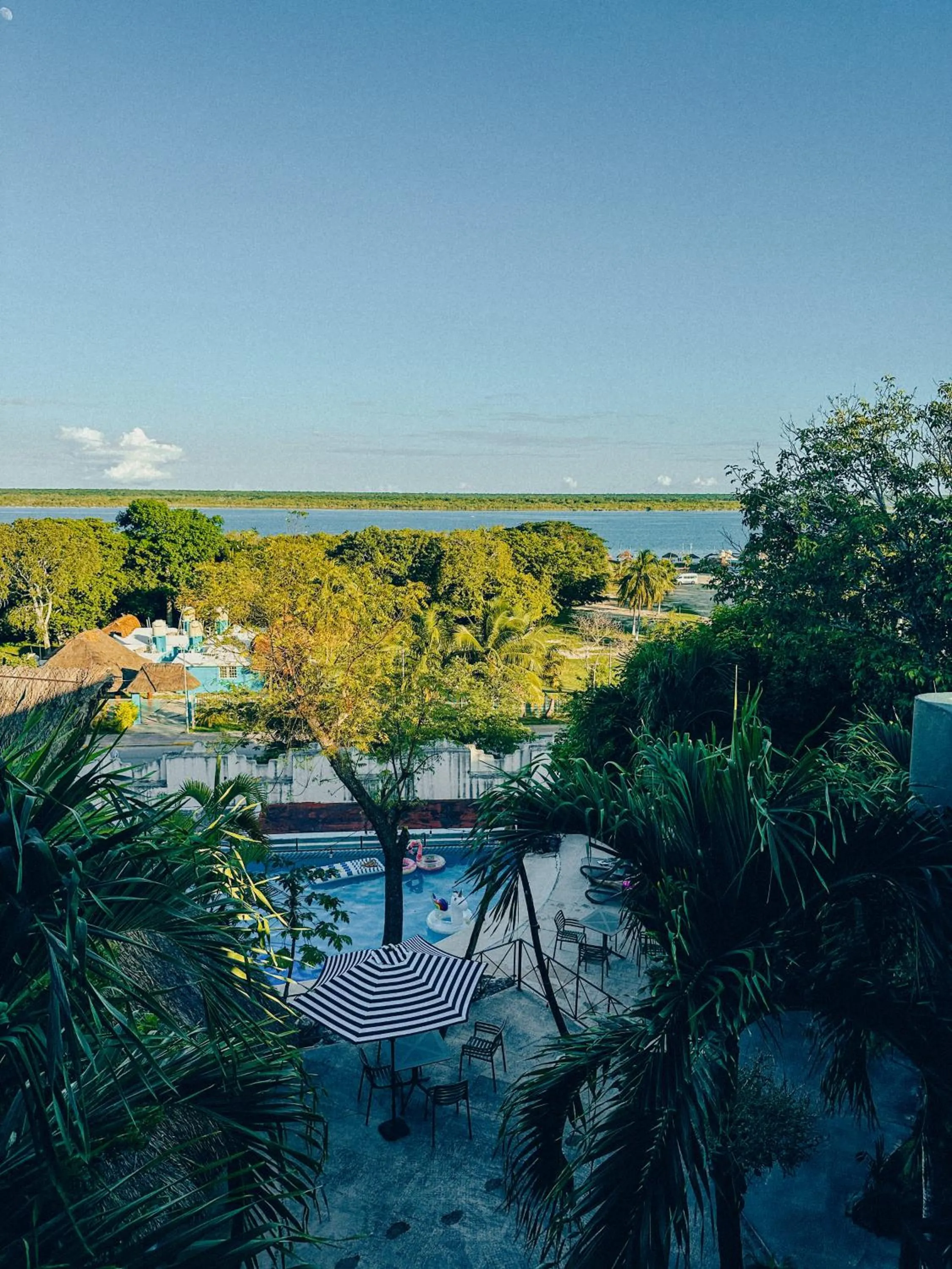 Day in Viajero Bacalar Hostel