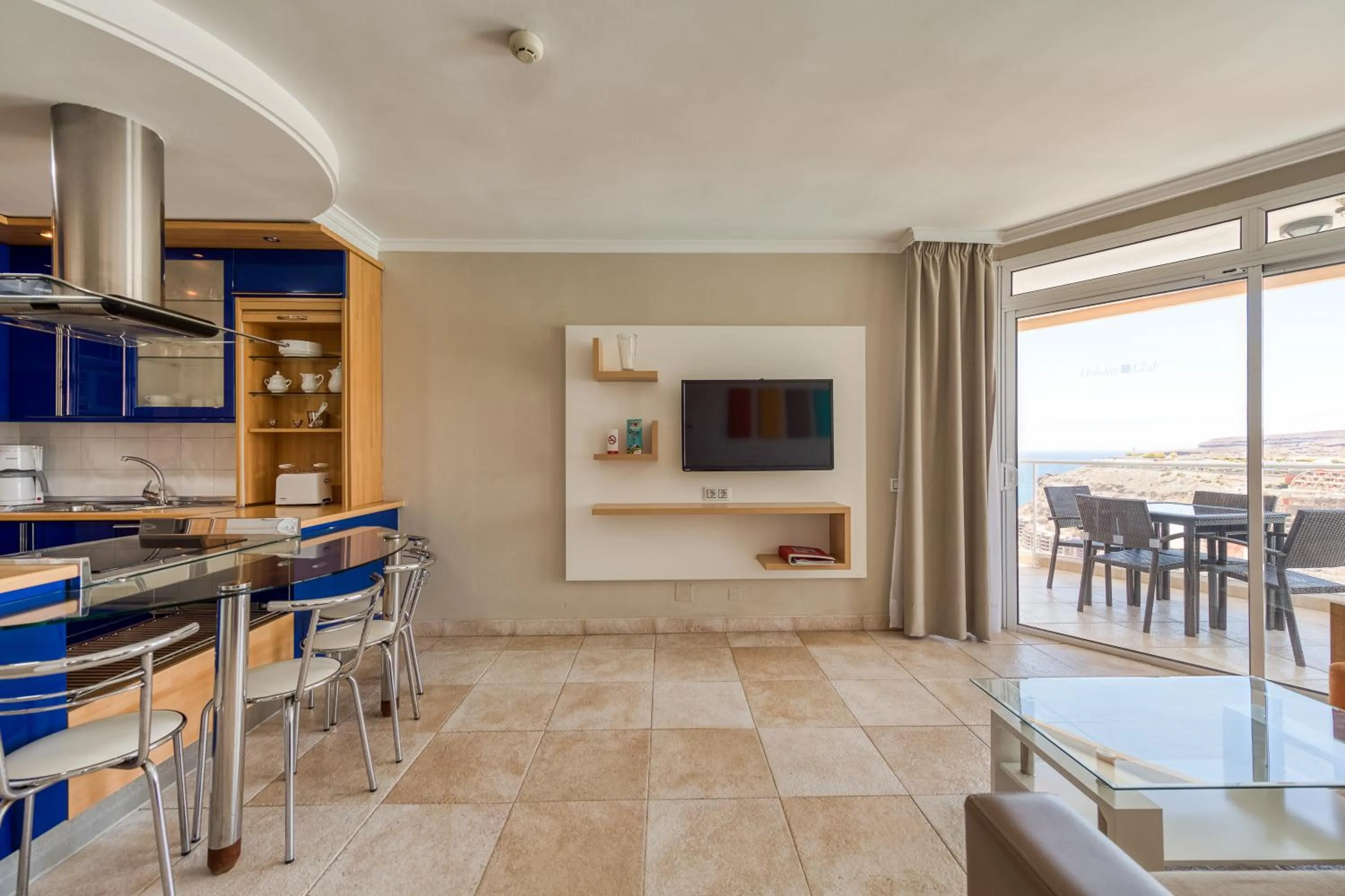 TV and multimedia in Holiday Club Vista Amadores