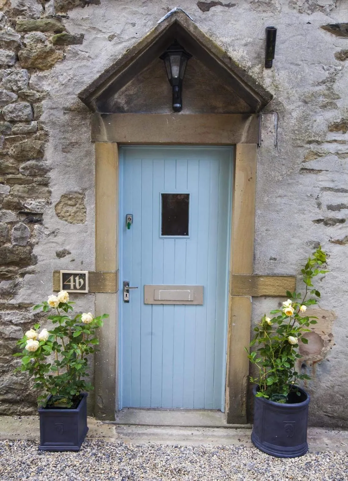 Facade/entrance in Linton Court Coach House