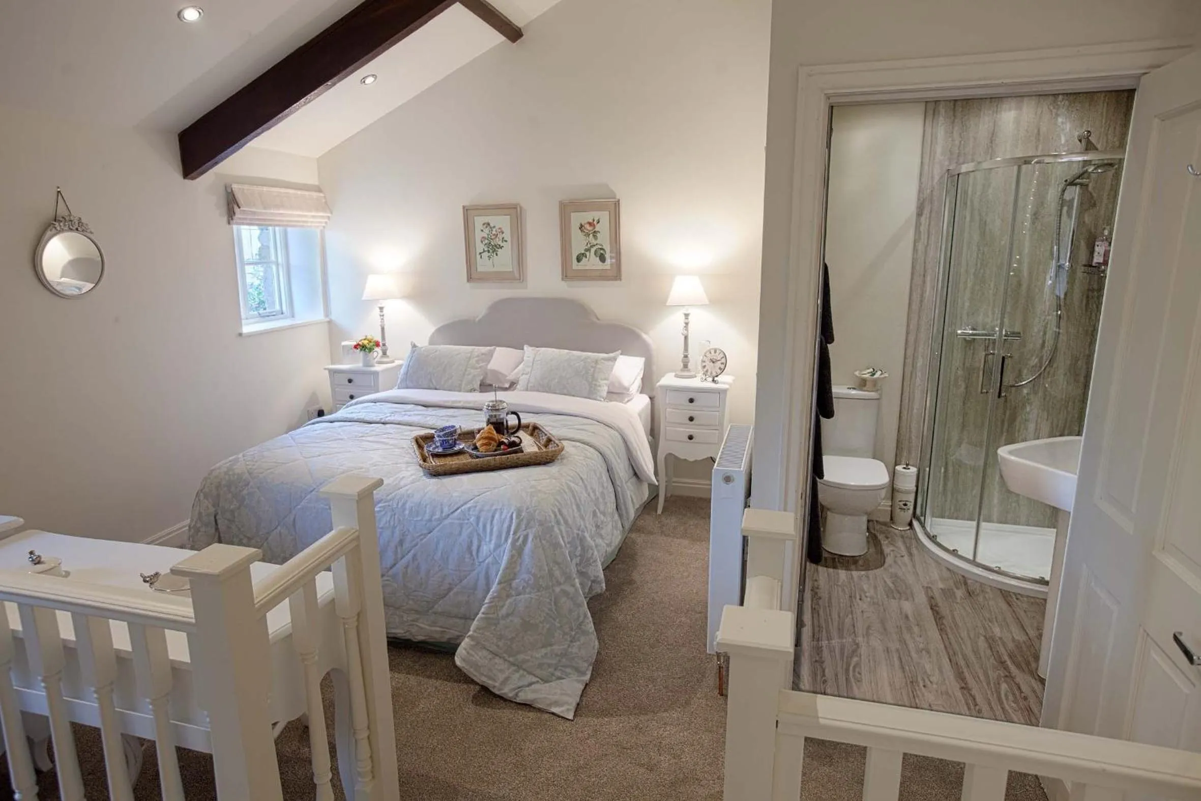 Day, Bed in Linton Court Coach House