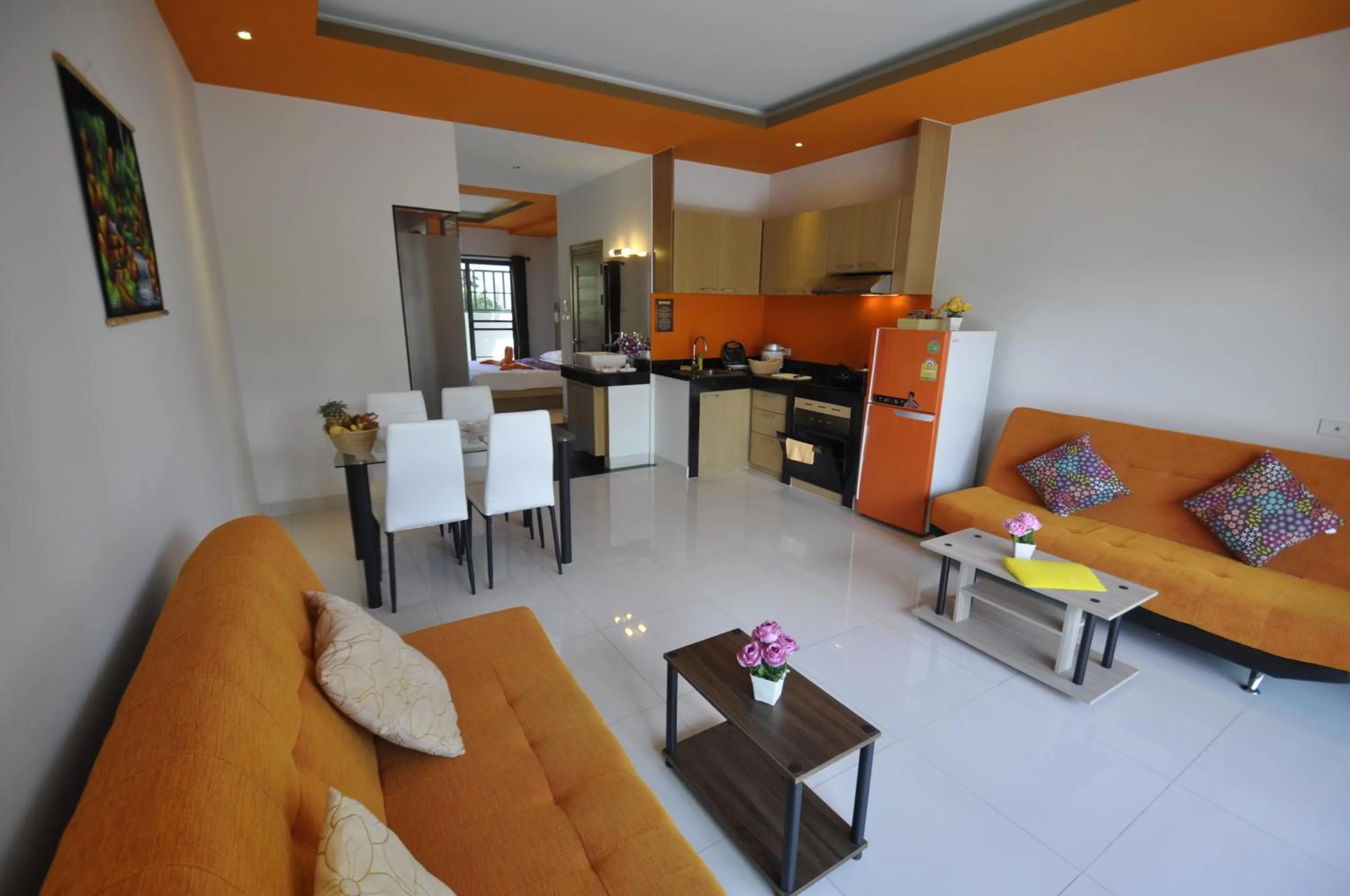Kitchen or kitchenette in Duangjai Residence, Rooms & Apartments
