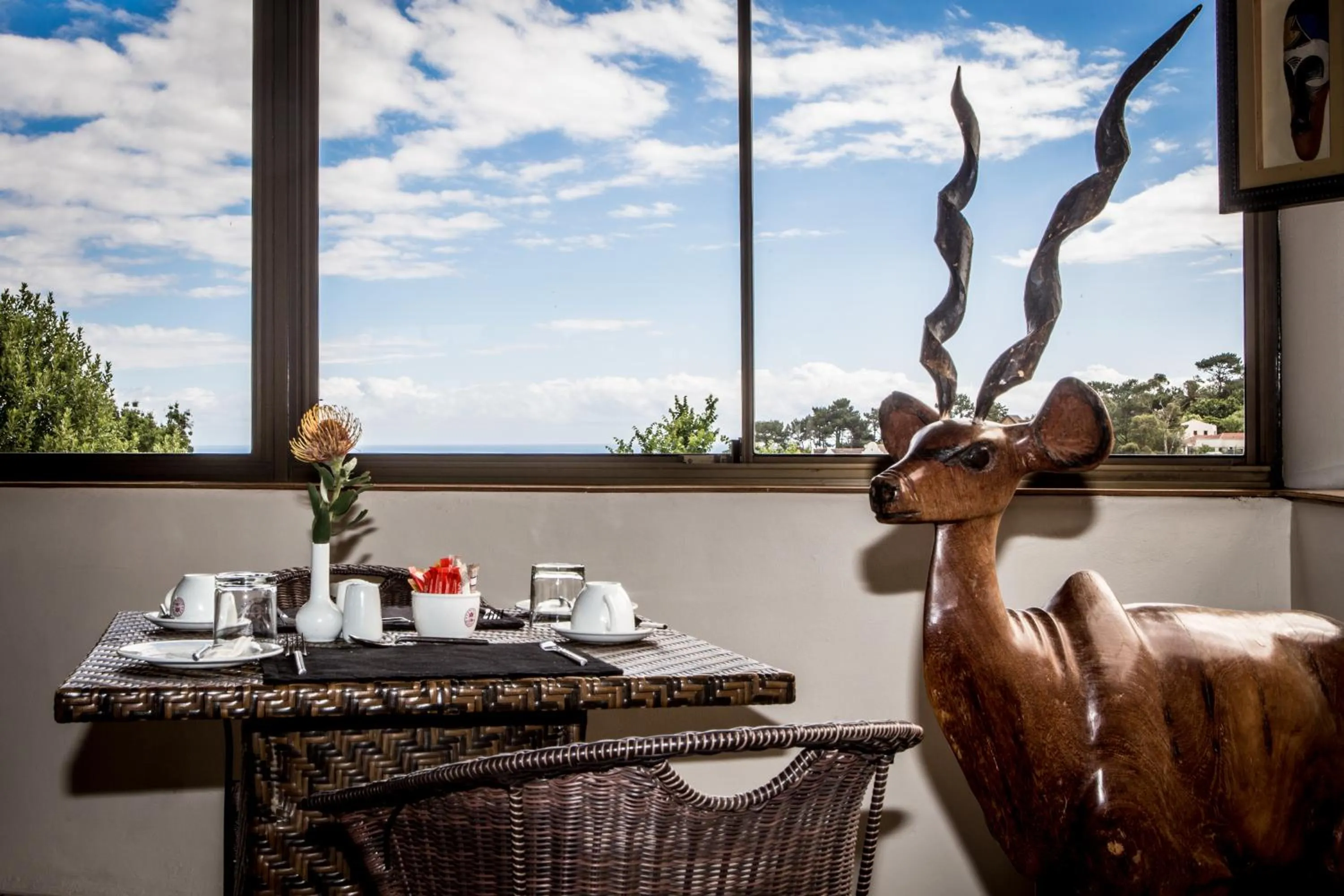 Food and drinks in Winelands Villa Guesthouse and Cottages