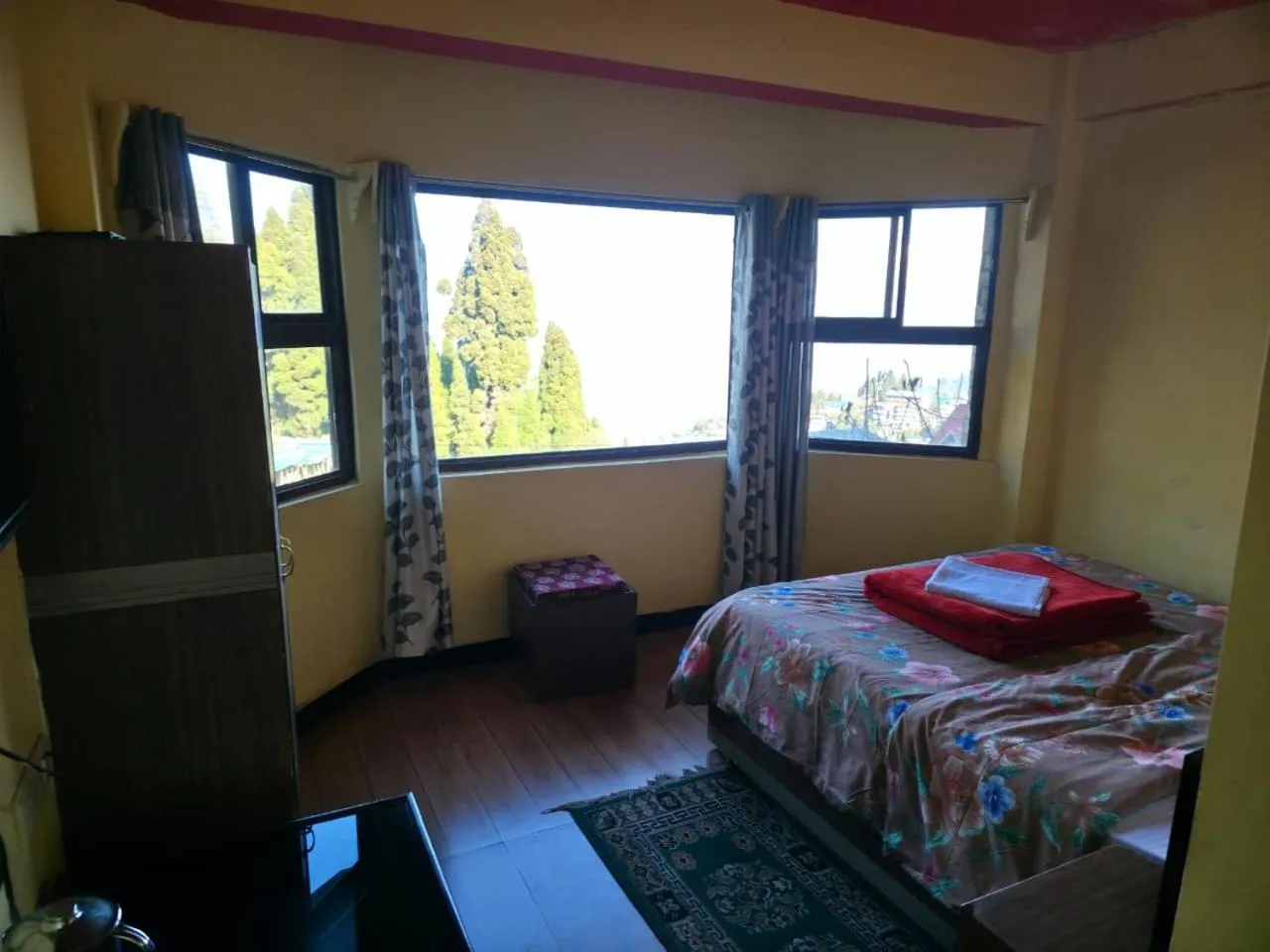 Hotel Hill Grand Himalaya