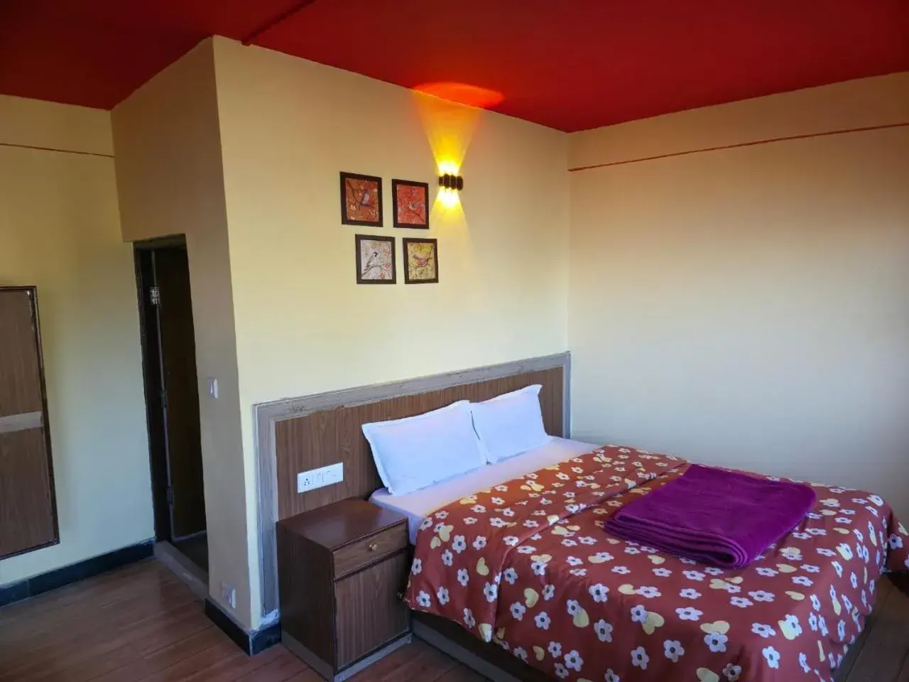 Deluxe Double Room (2 Adults + 1 Child) in Hotel Hill Grand Himalaya Deluxe Double Room (2 Adults + 1 Child) in Hotel Hill Grand Himalaya