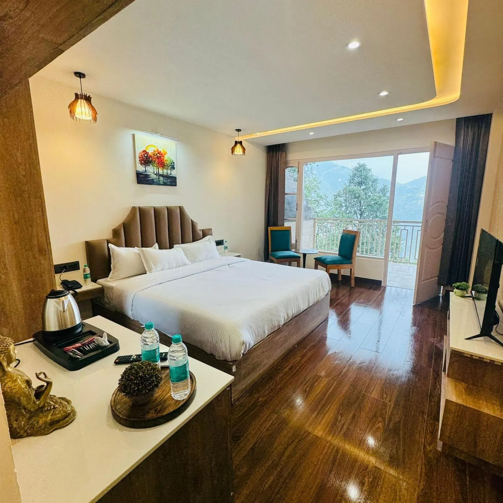 Jasmine Mountain View Retreat - Mall Road Dalhousie