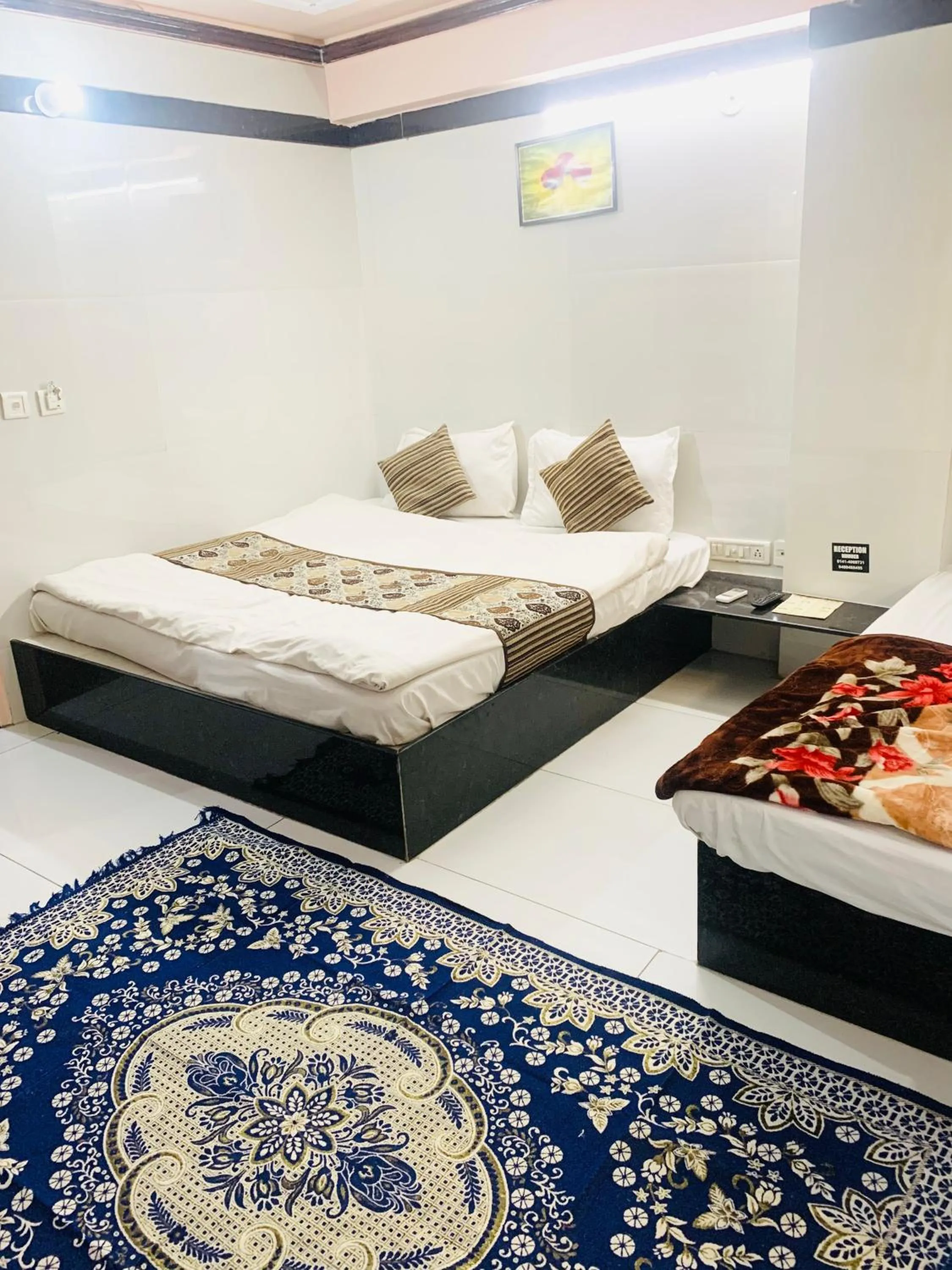 Bed in Hotel Churu Palace