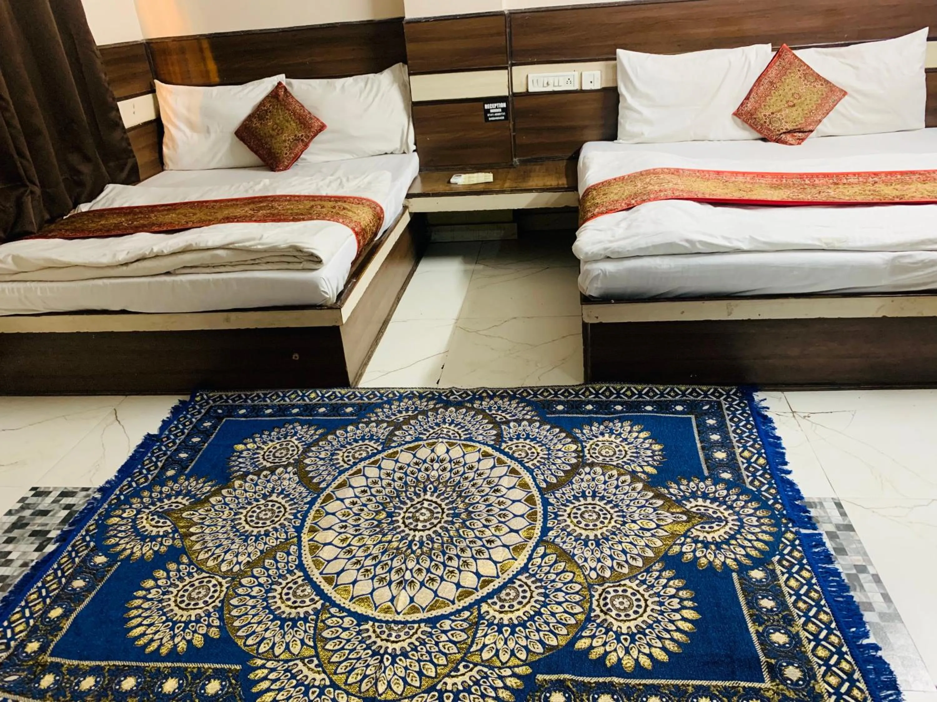 Bed in Hotel Churu Palace