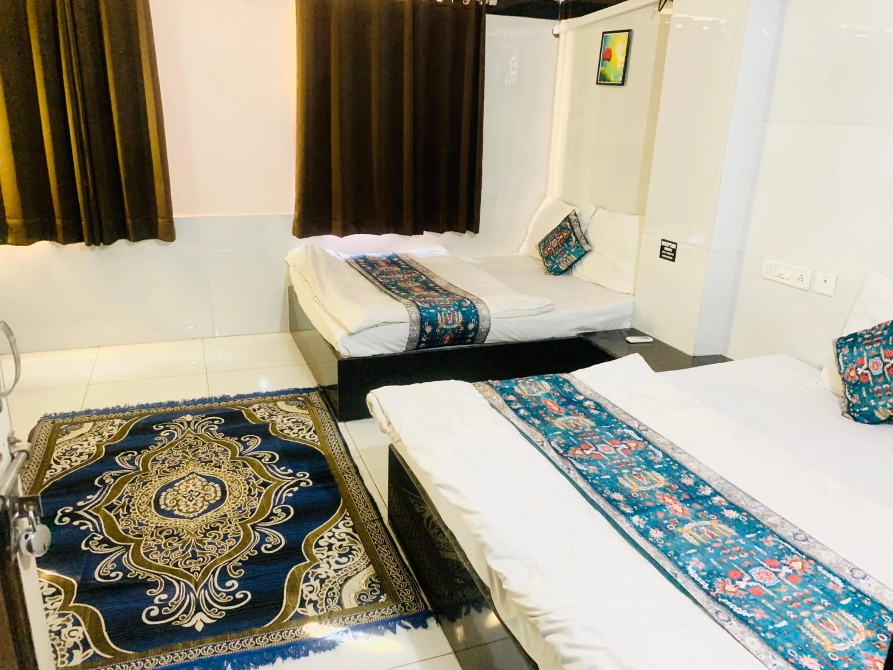 Bed in Hotel Churu Palace