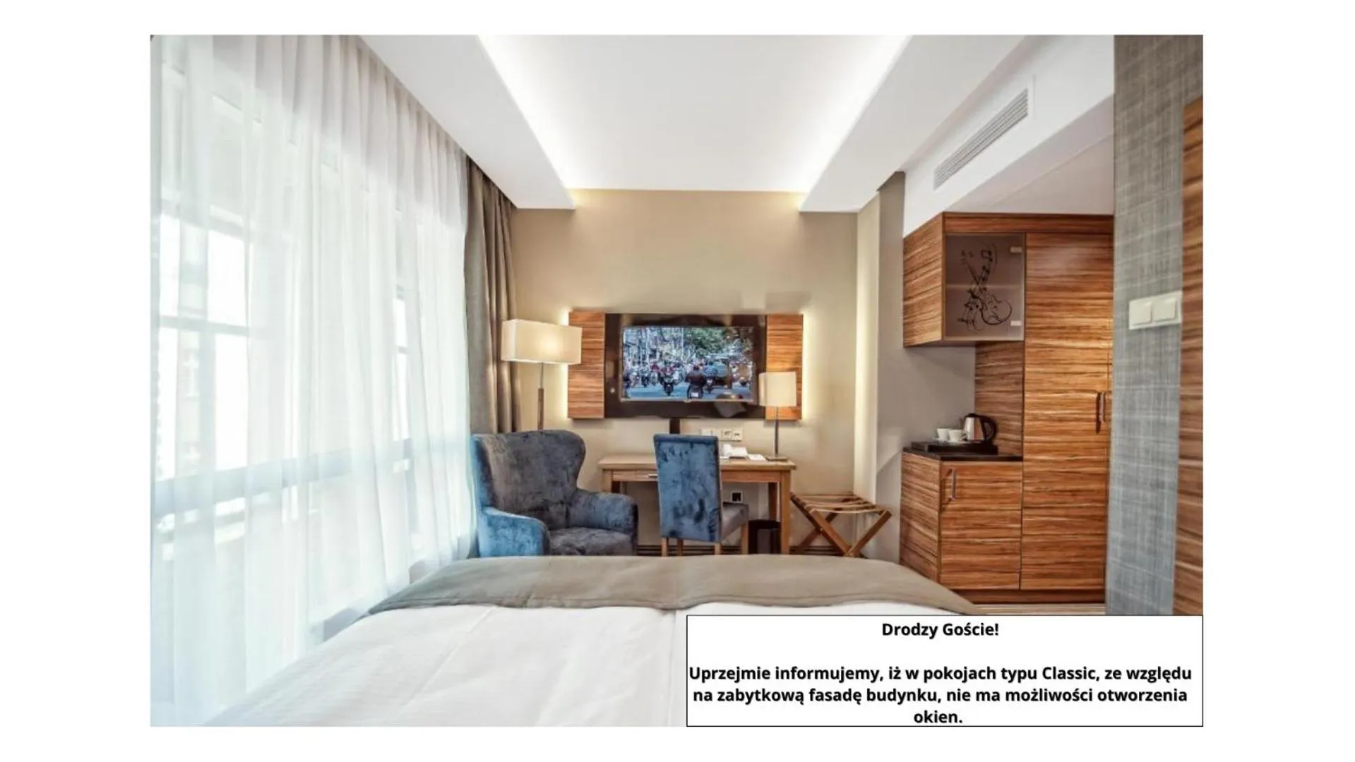 Photo of the whole room, Bed in Hotel Wieniawski