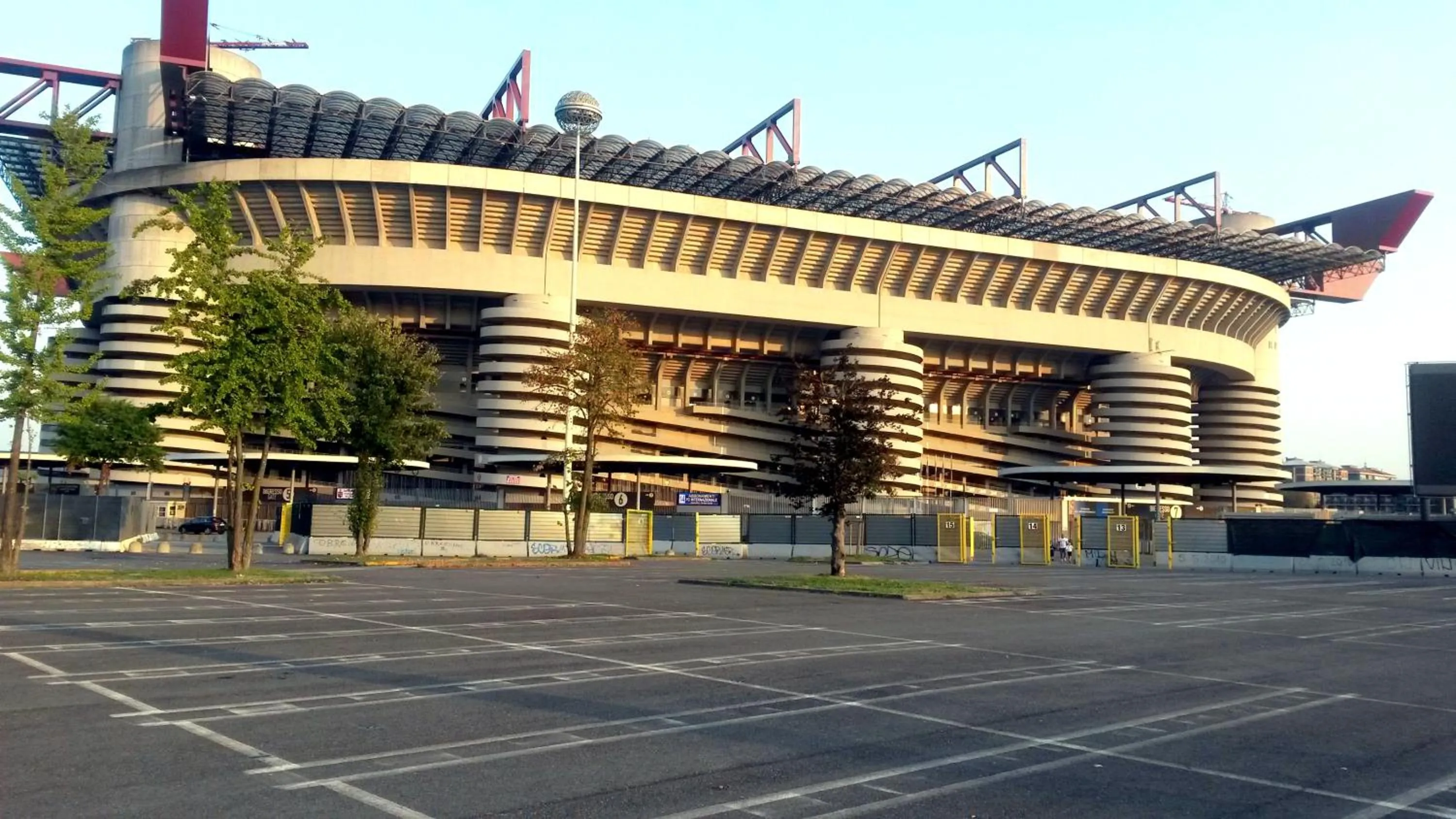 Property building in Bed & Breakfast A San Siro 75