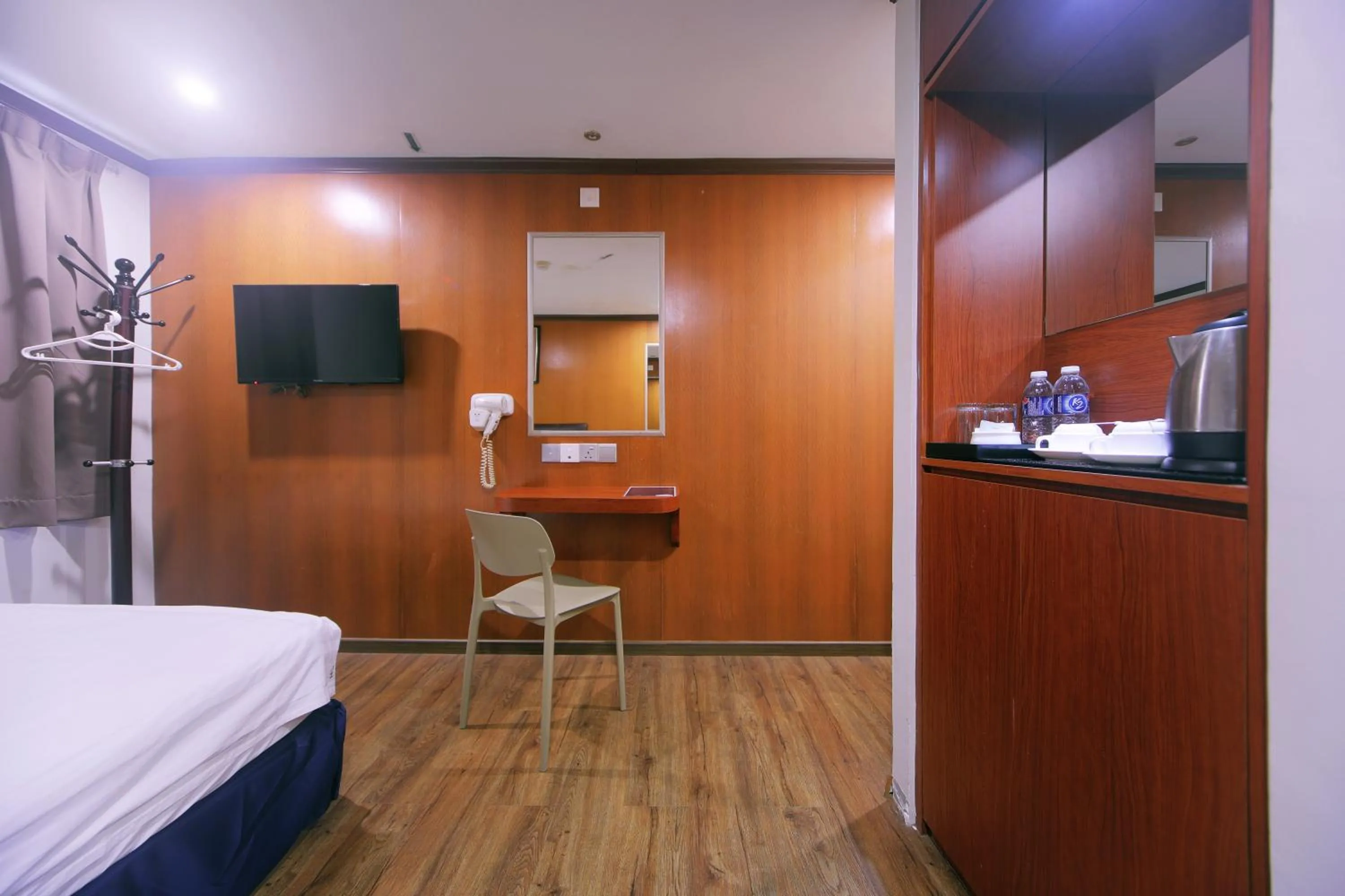 Bed in Chimera Hotel