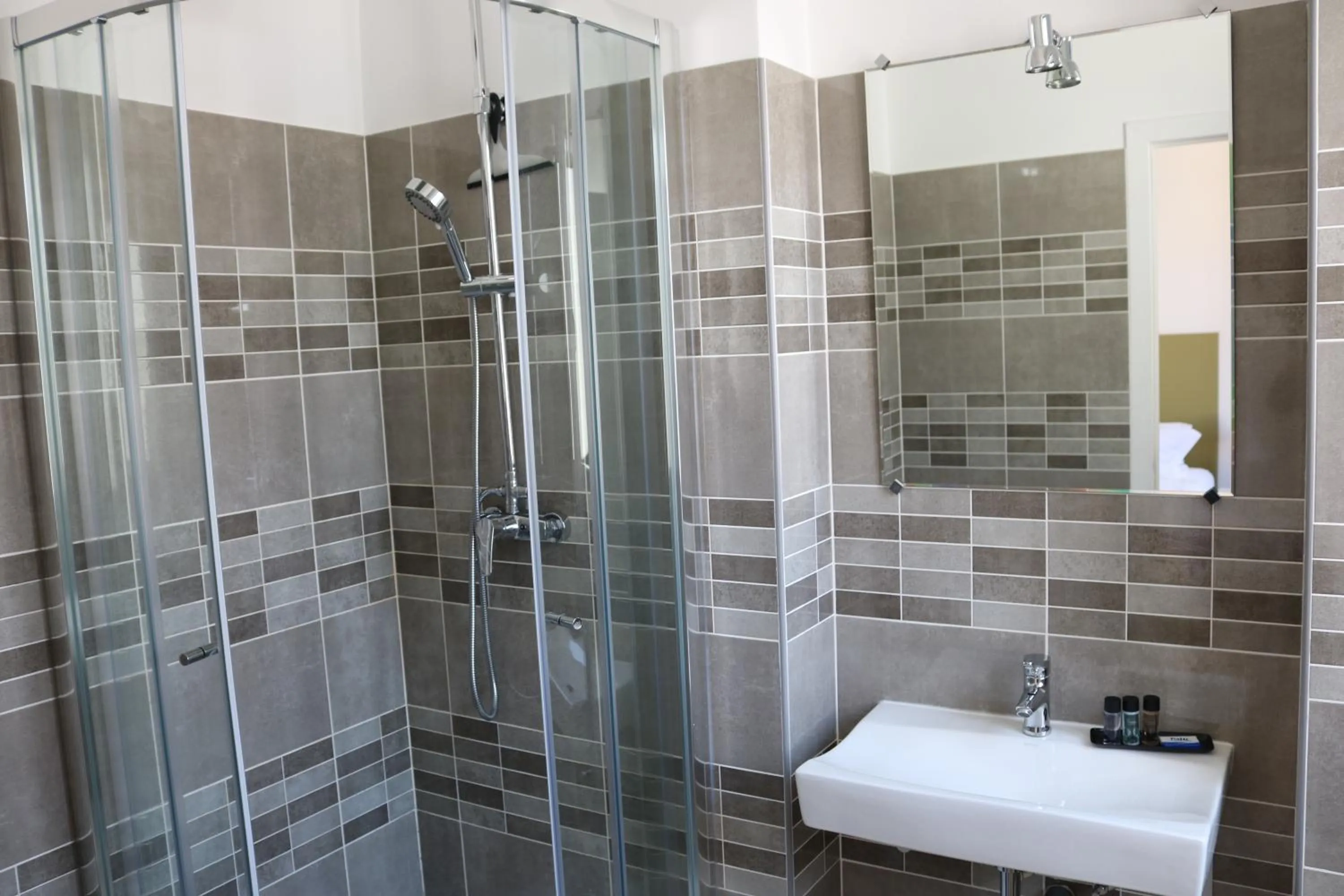 Shower in Casa Malpique