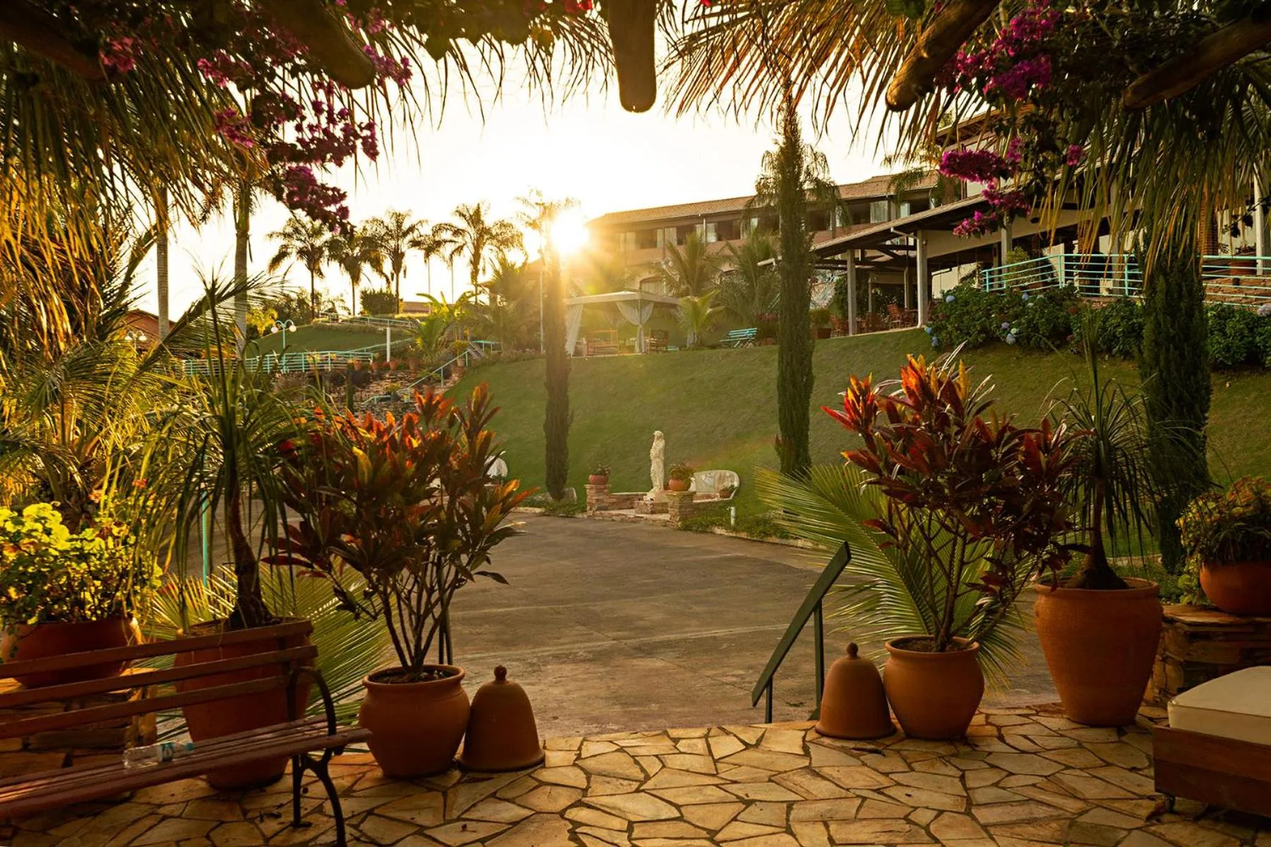 Garden in BellaMinas Pousada