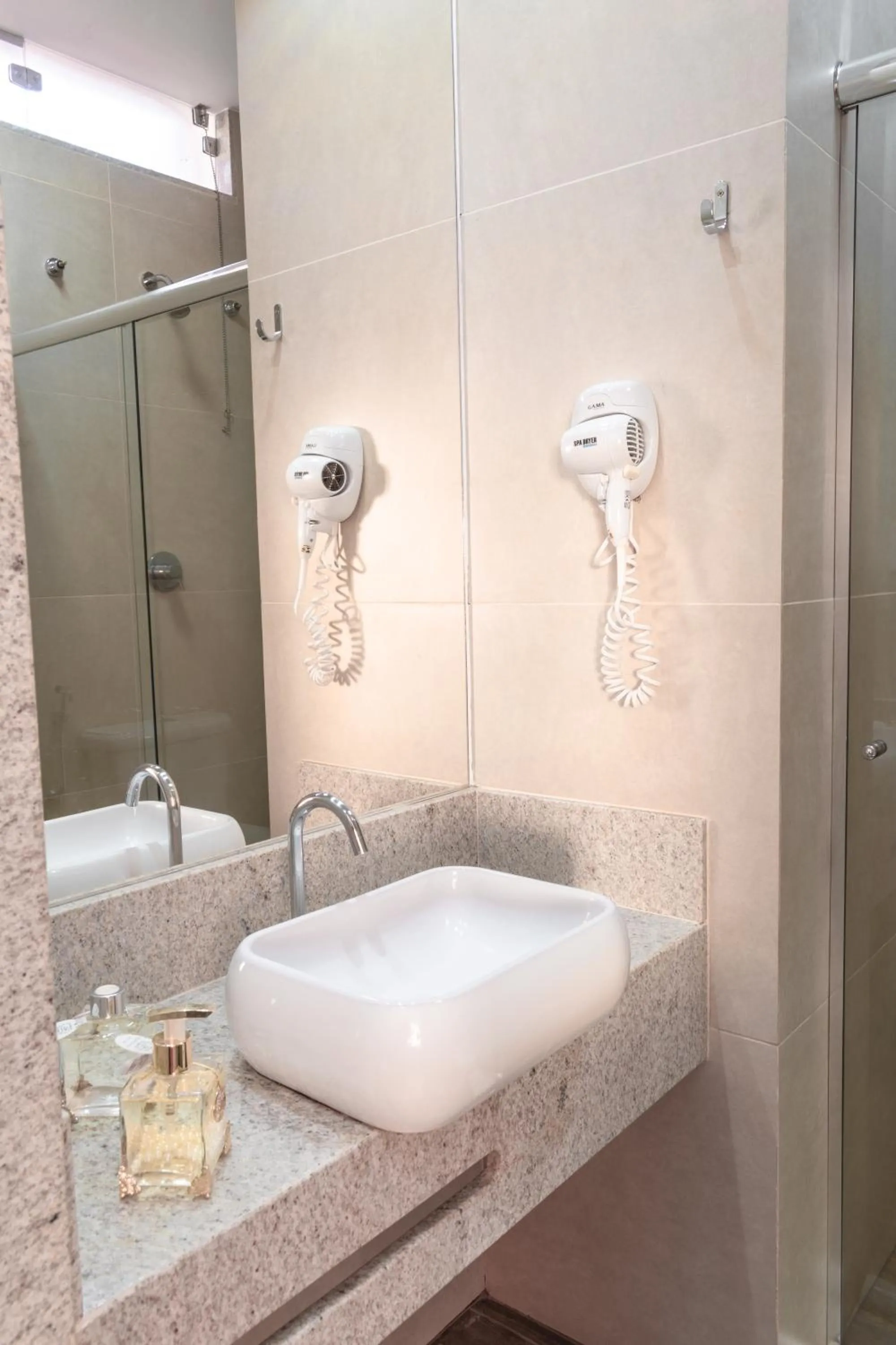 Bathroom in BellaMinas Pousada