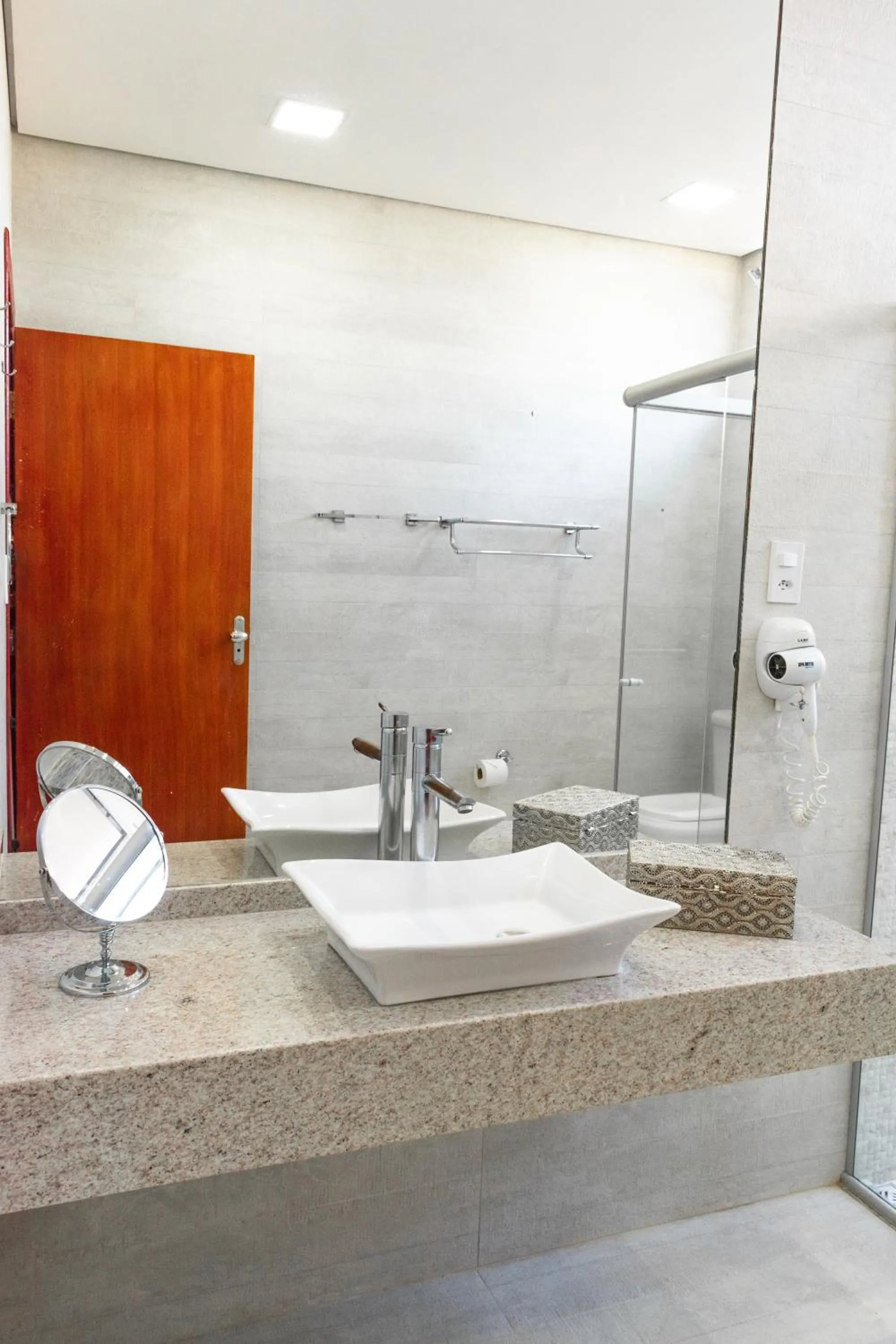 Bathroom in BellaMinas Pousada