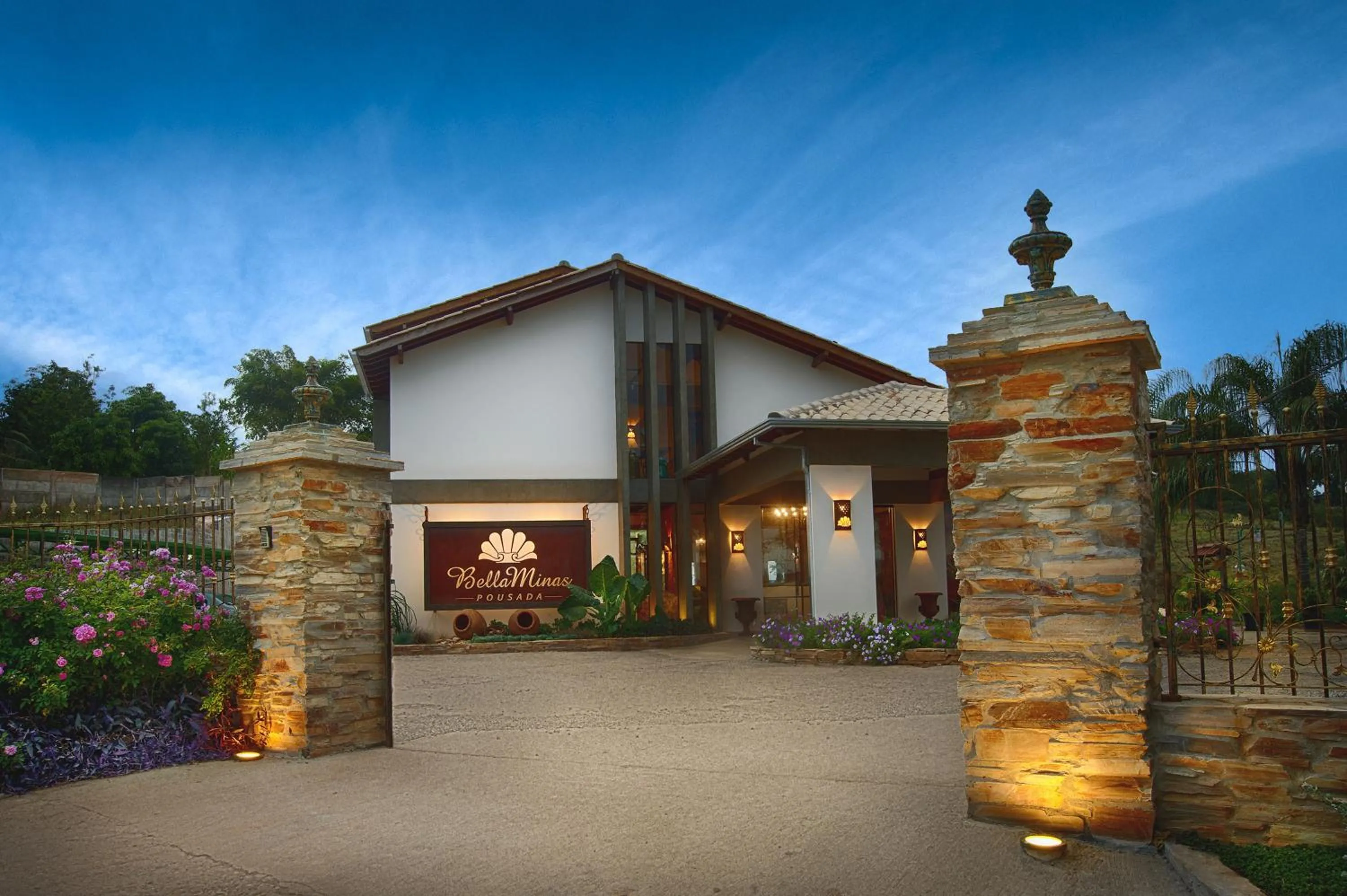 Property building in BellaMinas Pousada