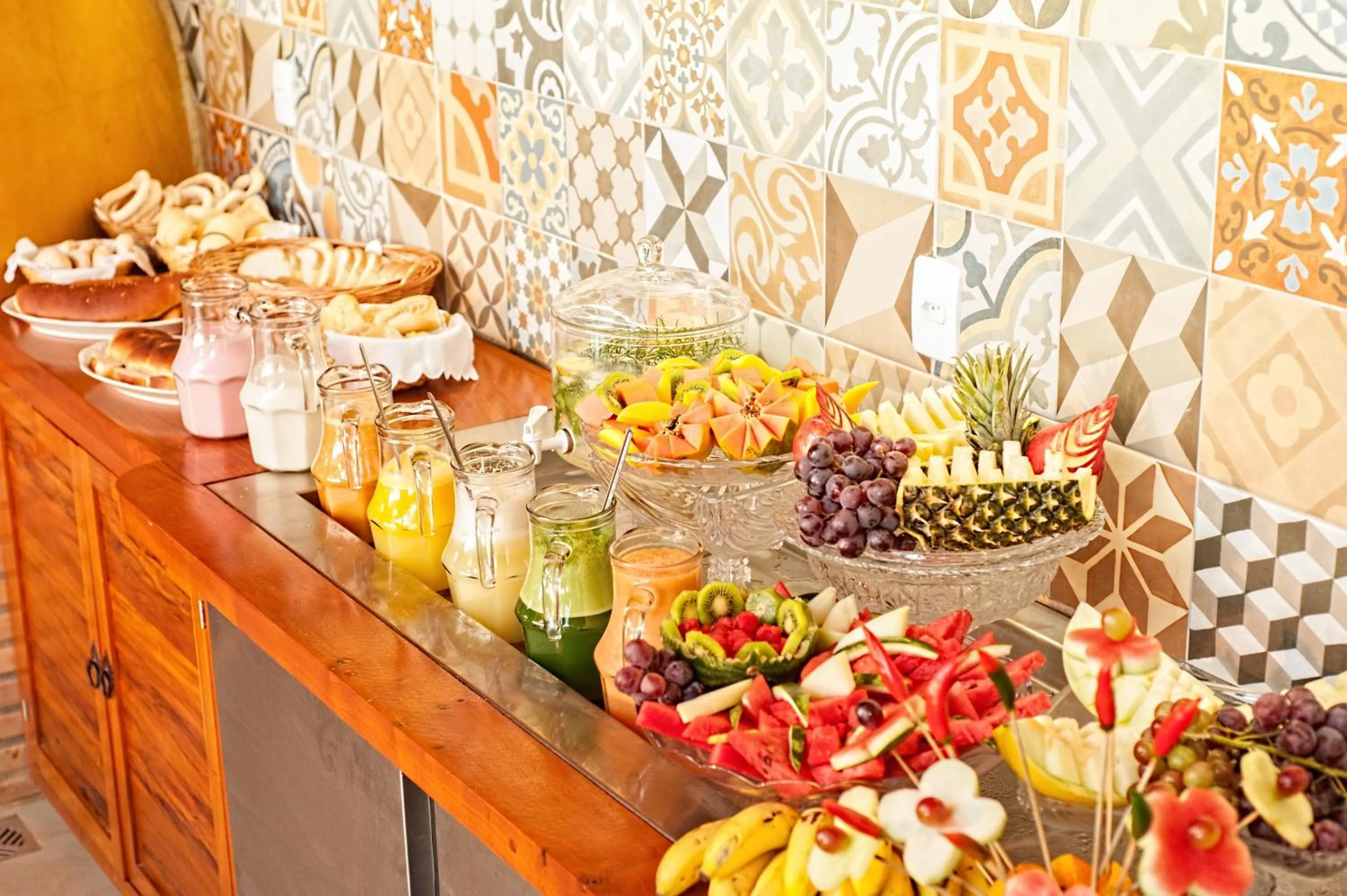 Buffet breakfast in BellaMinas Pousada