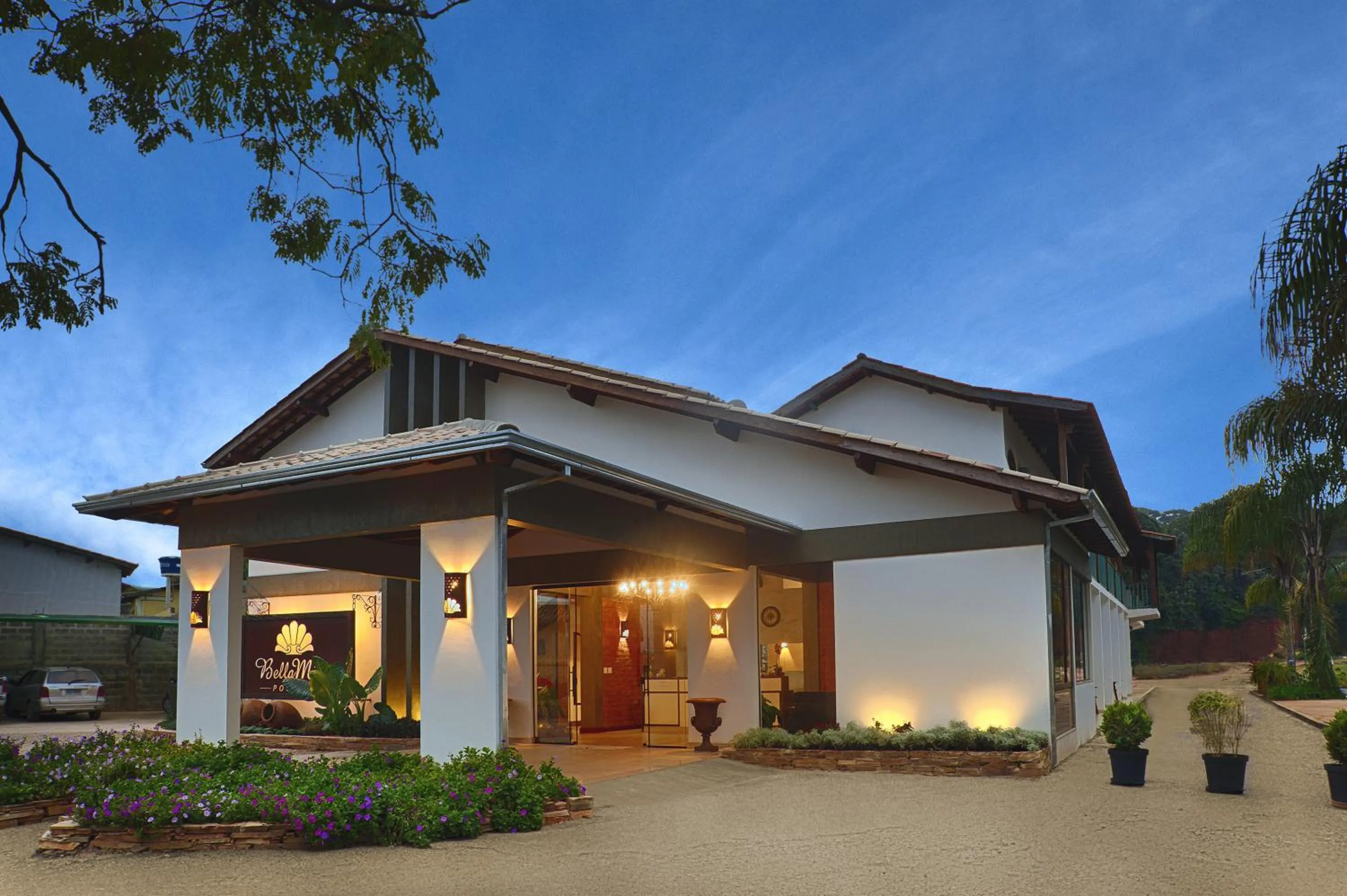 Facade/entrance in BellaMinas Pousada