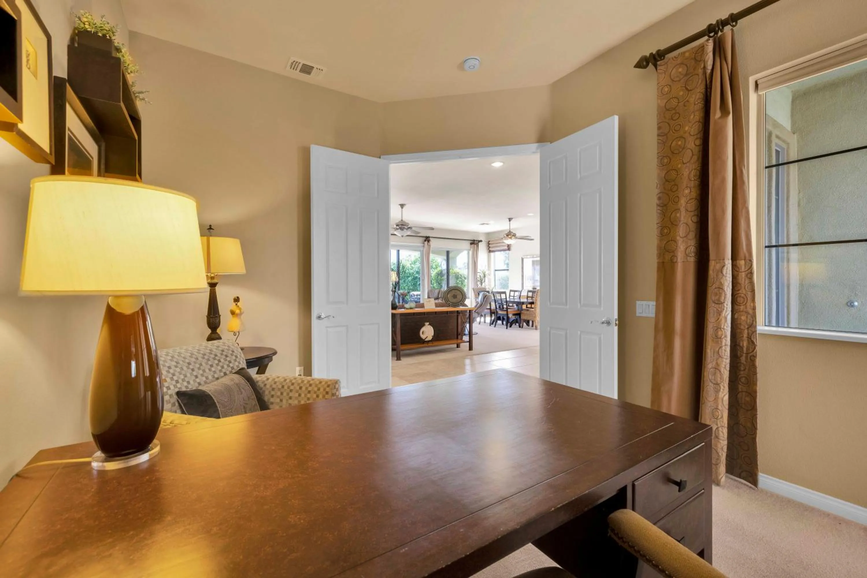 Living room in Desert Fairway Oasis