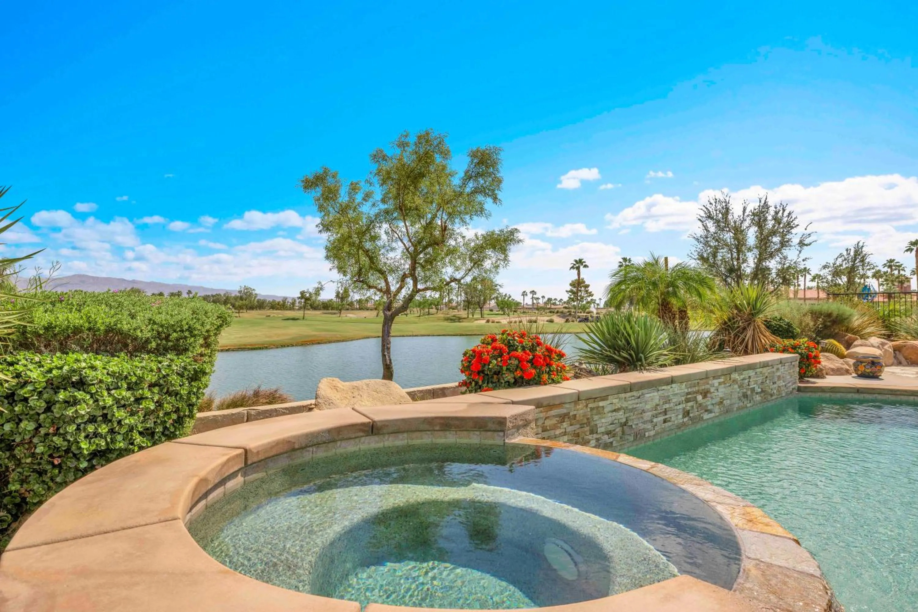 Swimming pool in Desert Fairway Oasis