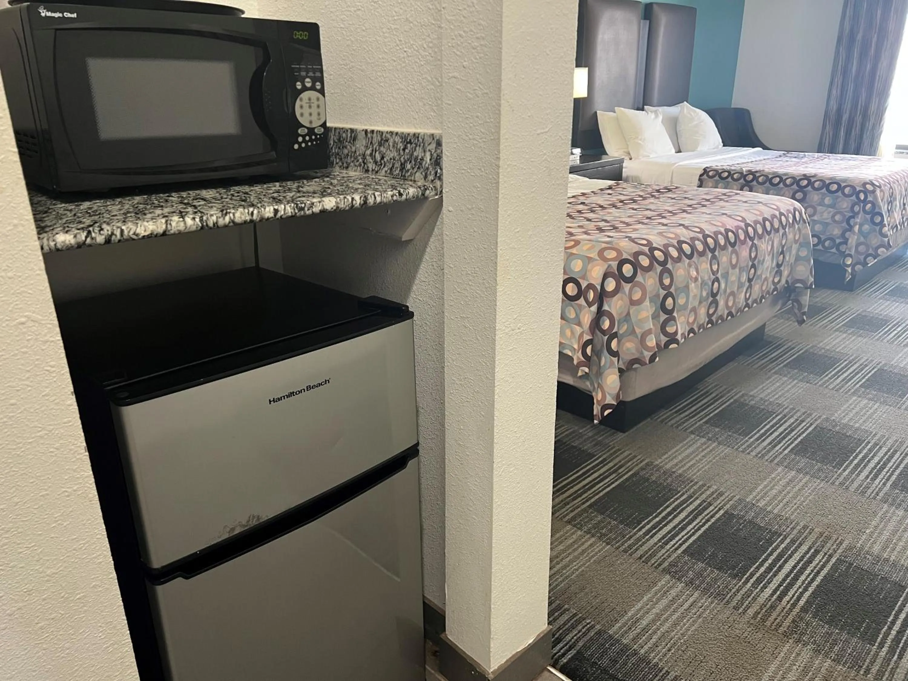 minibar, Bed in Days Inn by Wyndham Alva