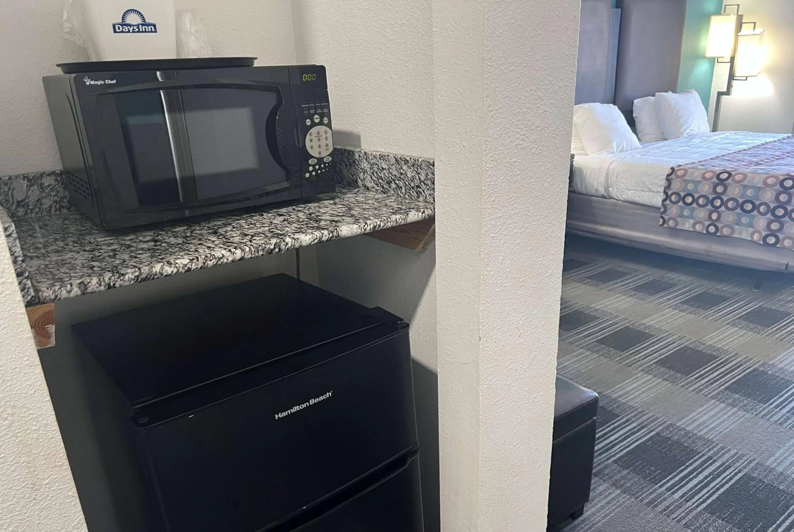 Photo of the whole room, Bed in Days Inn by Wyndham Alva